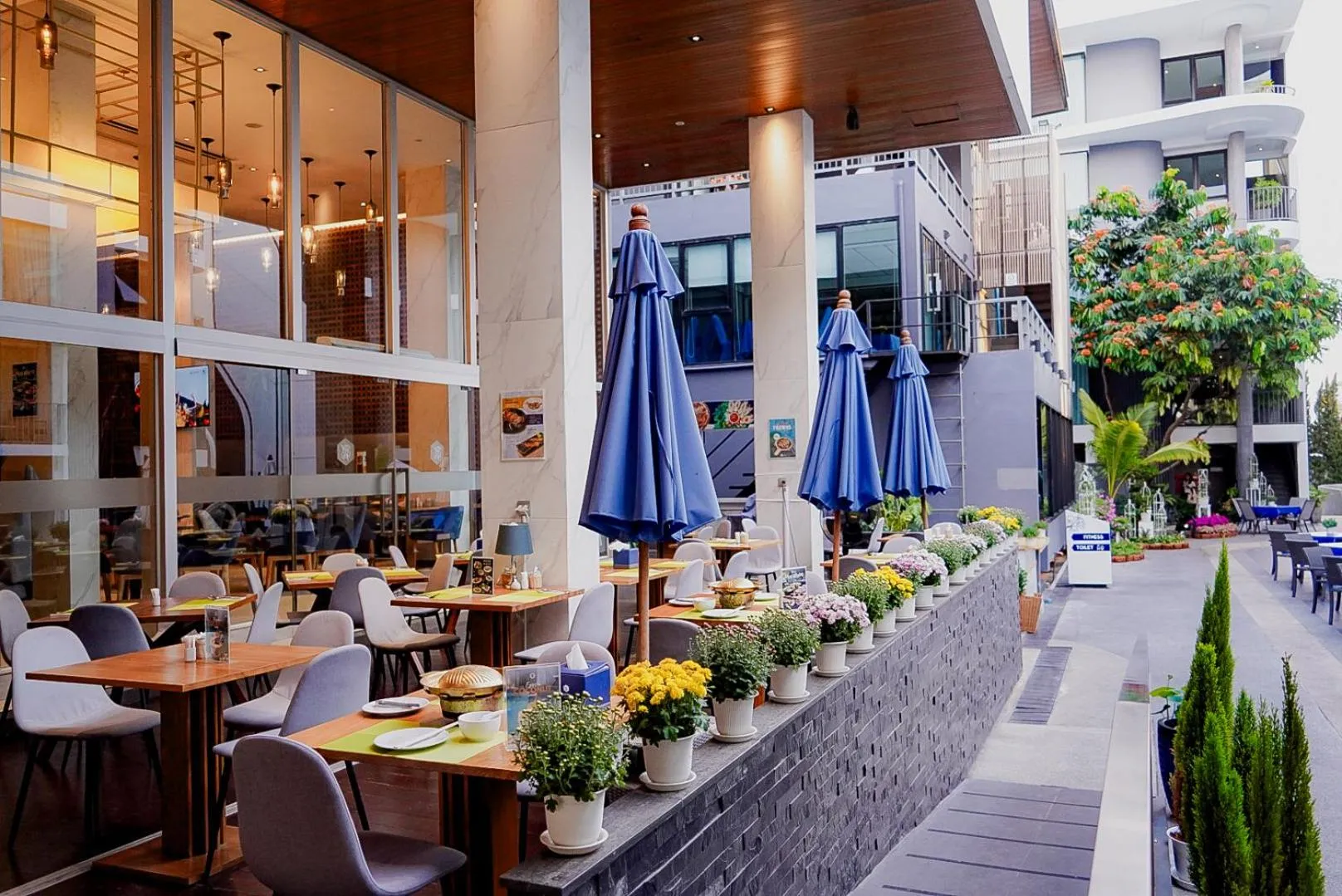 Restaurant/places to eat in Wintree City Resort Chiang Mai