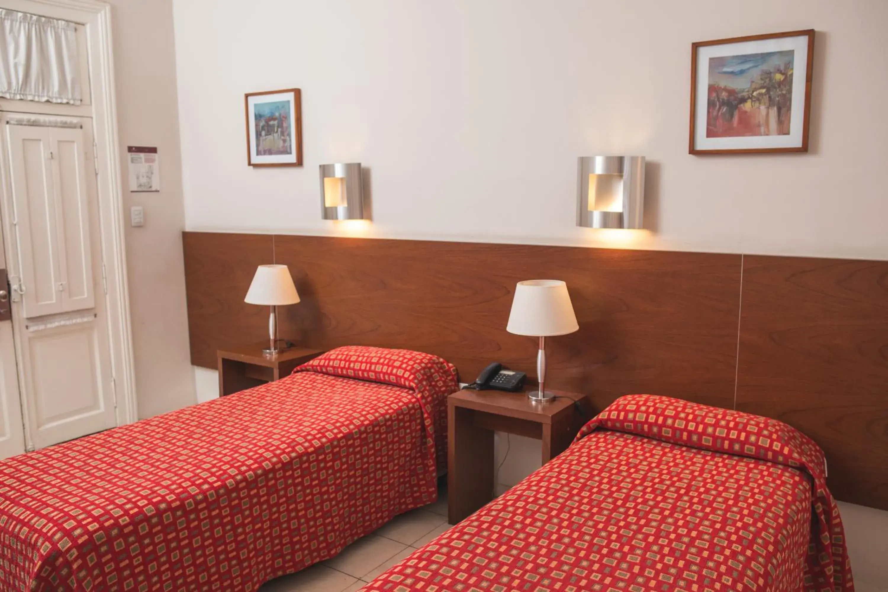 Bedroom, Bed in Gran Hotel Victoria Cordoba Argentina Bedroom, Bed in Gran Hotel Victoria Cordoba Argentina