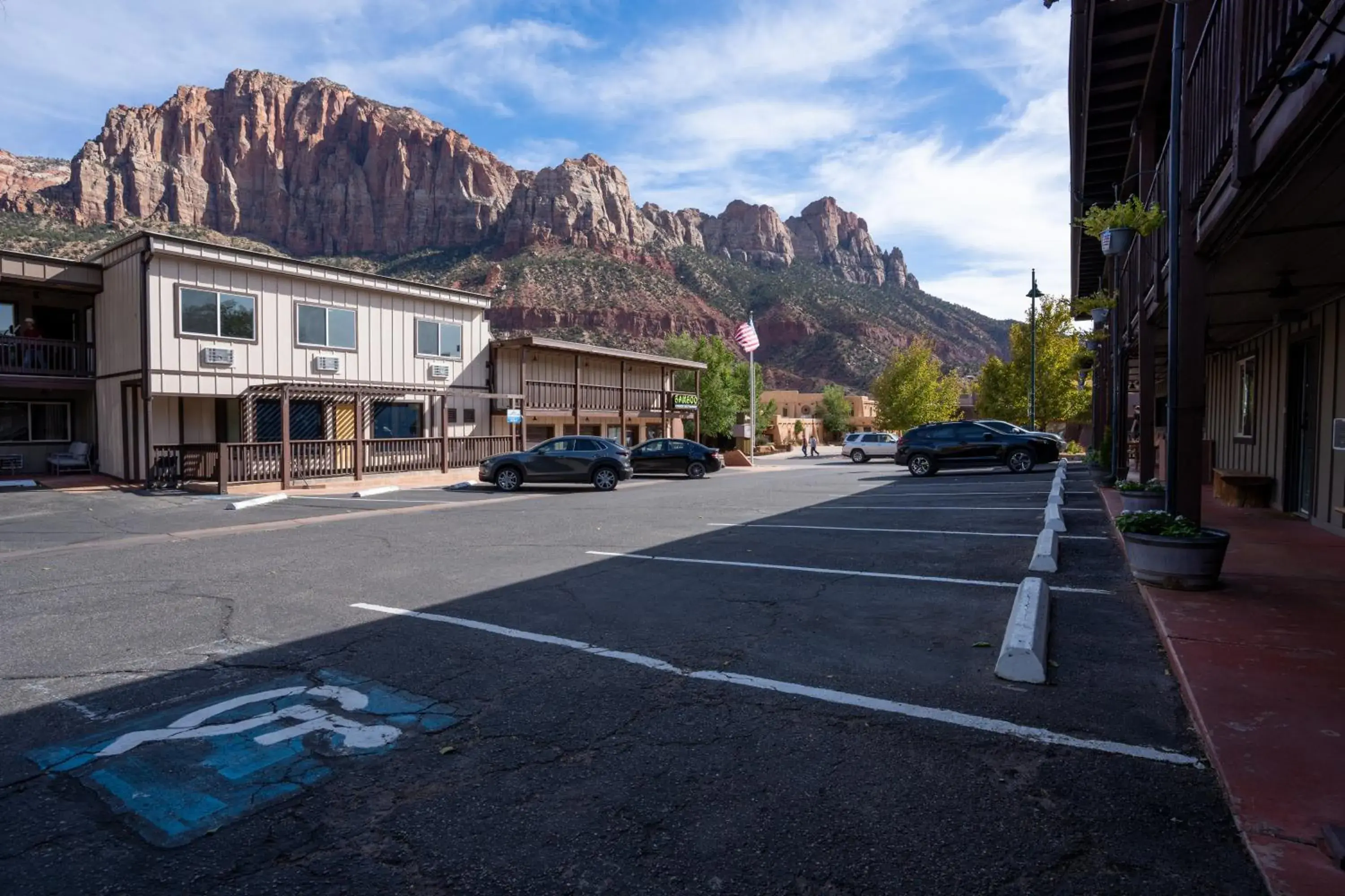 Property building in Petty Ranch Inn Property building in Petty Ranch Inn