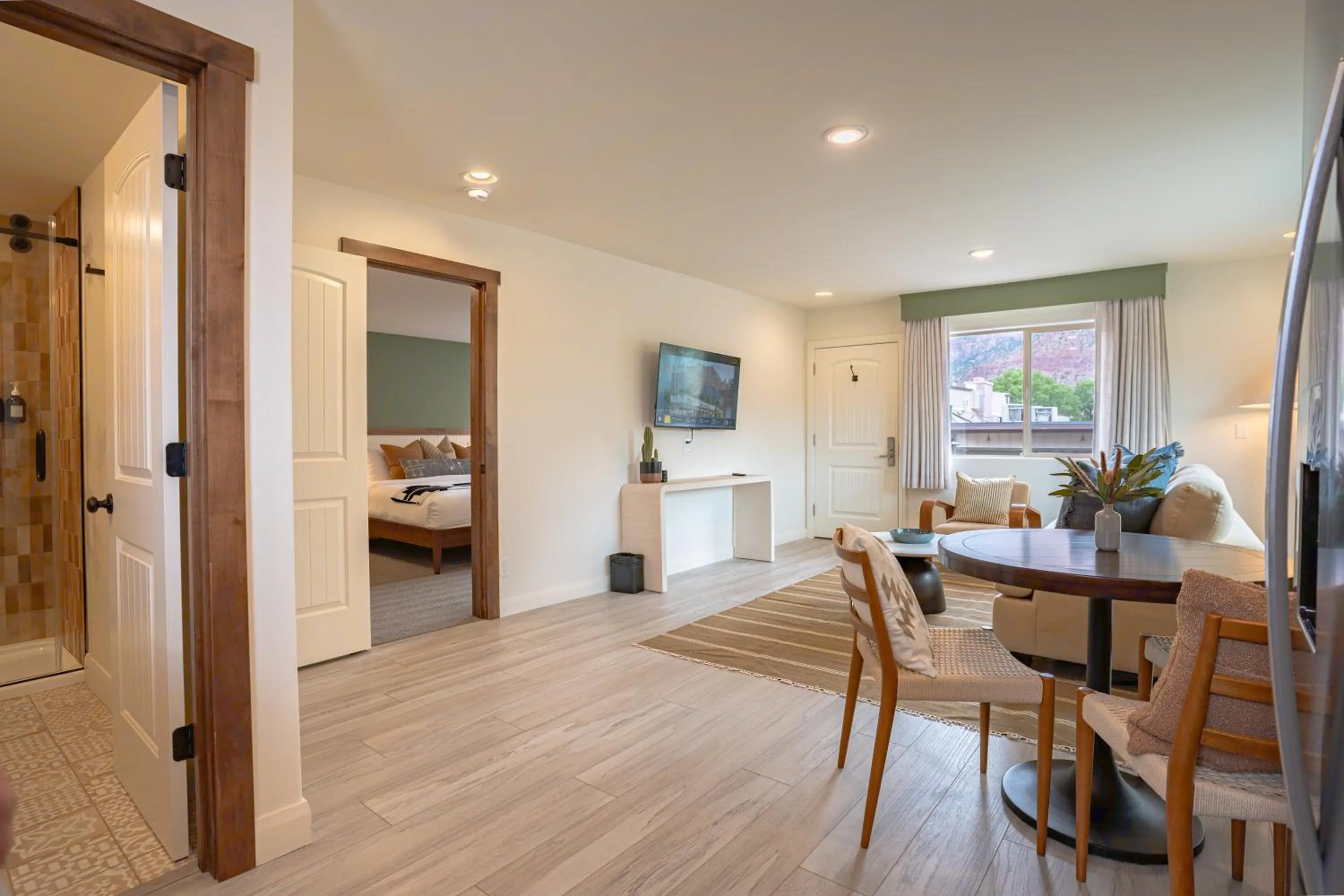 TV and multimedia in Petty Ranch Inn