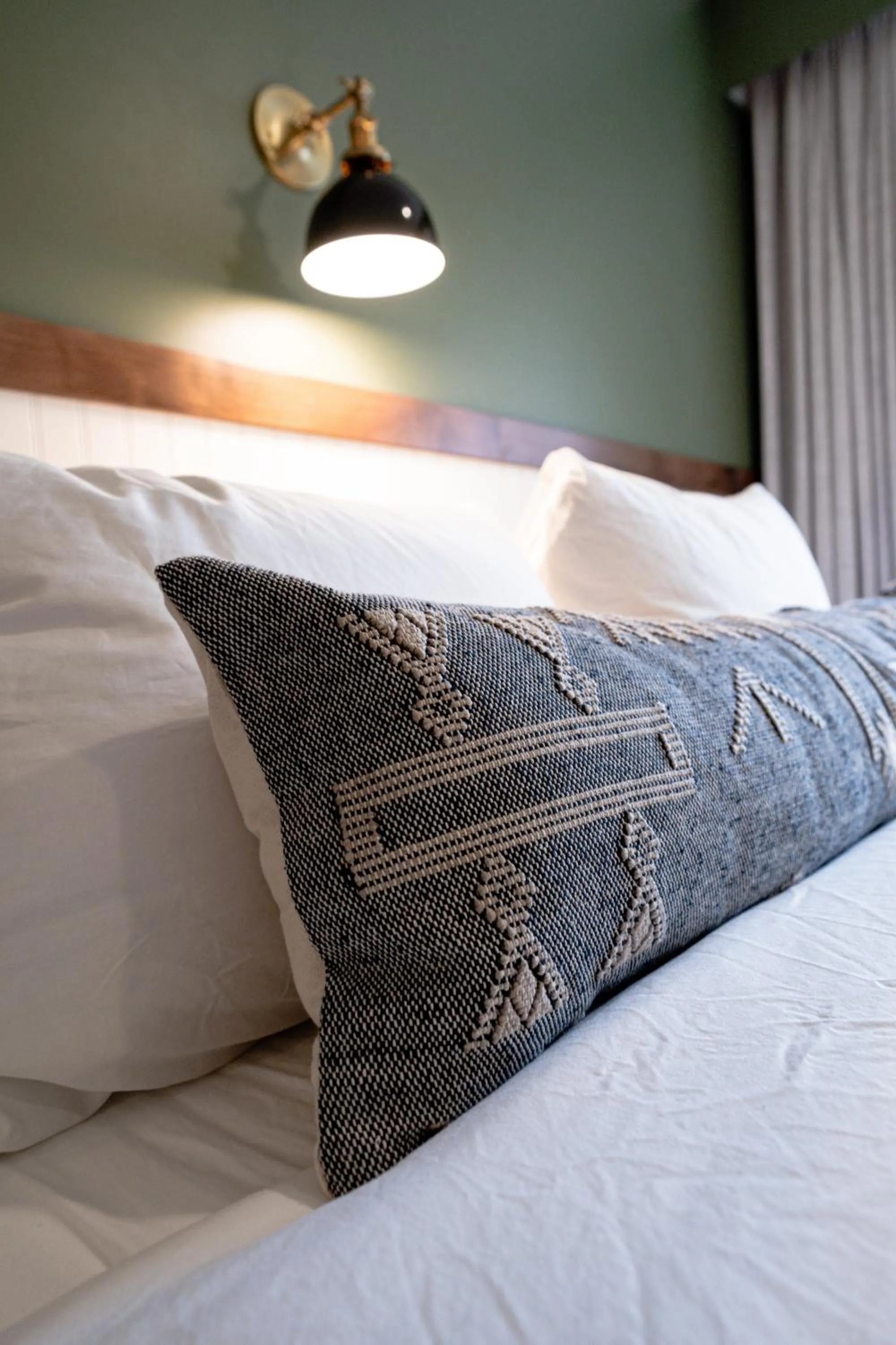 Bed in Petty Ranch Inn