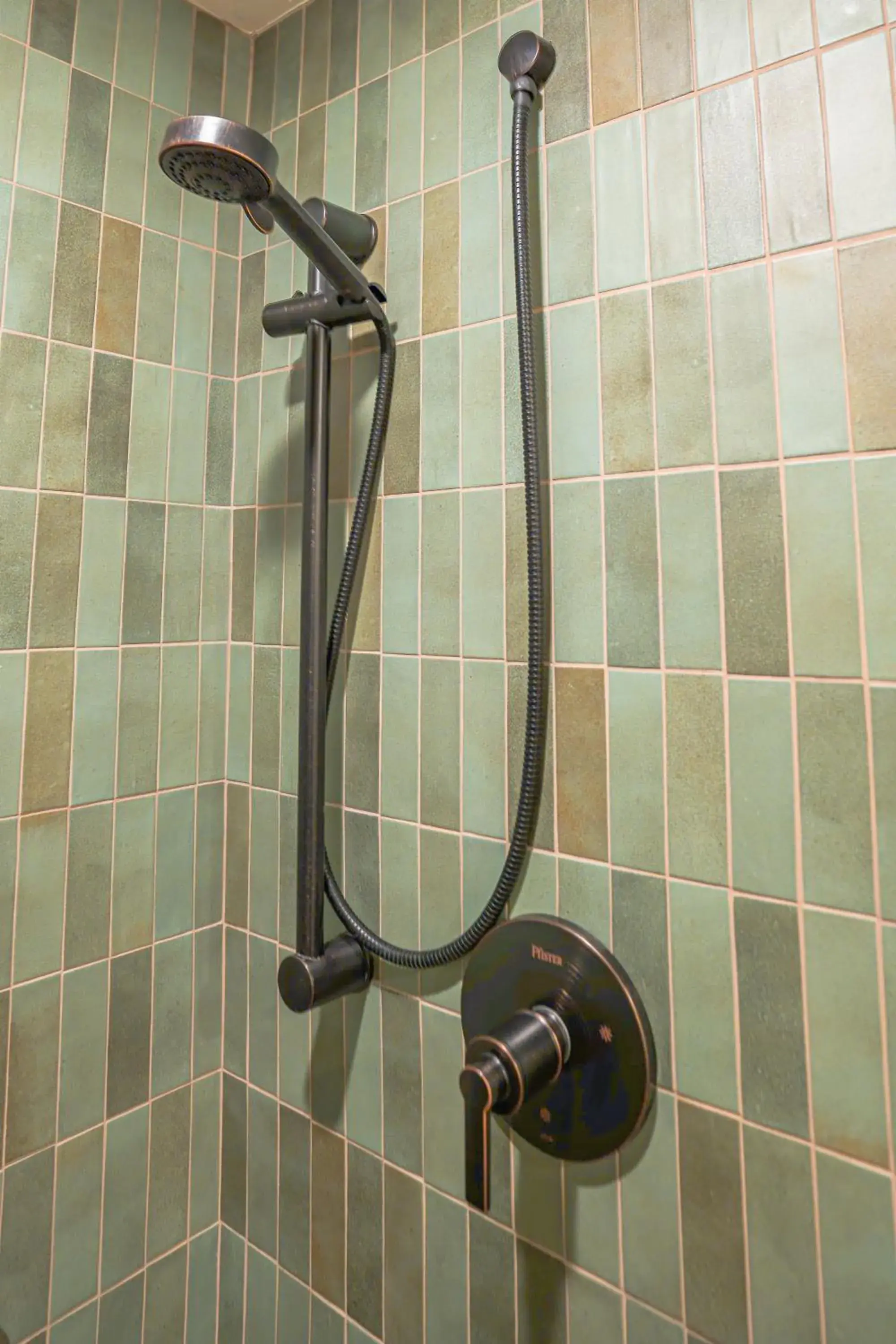 Shower in Petty Ranch Inn Shower in Petty Ranch Inn