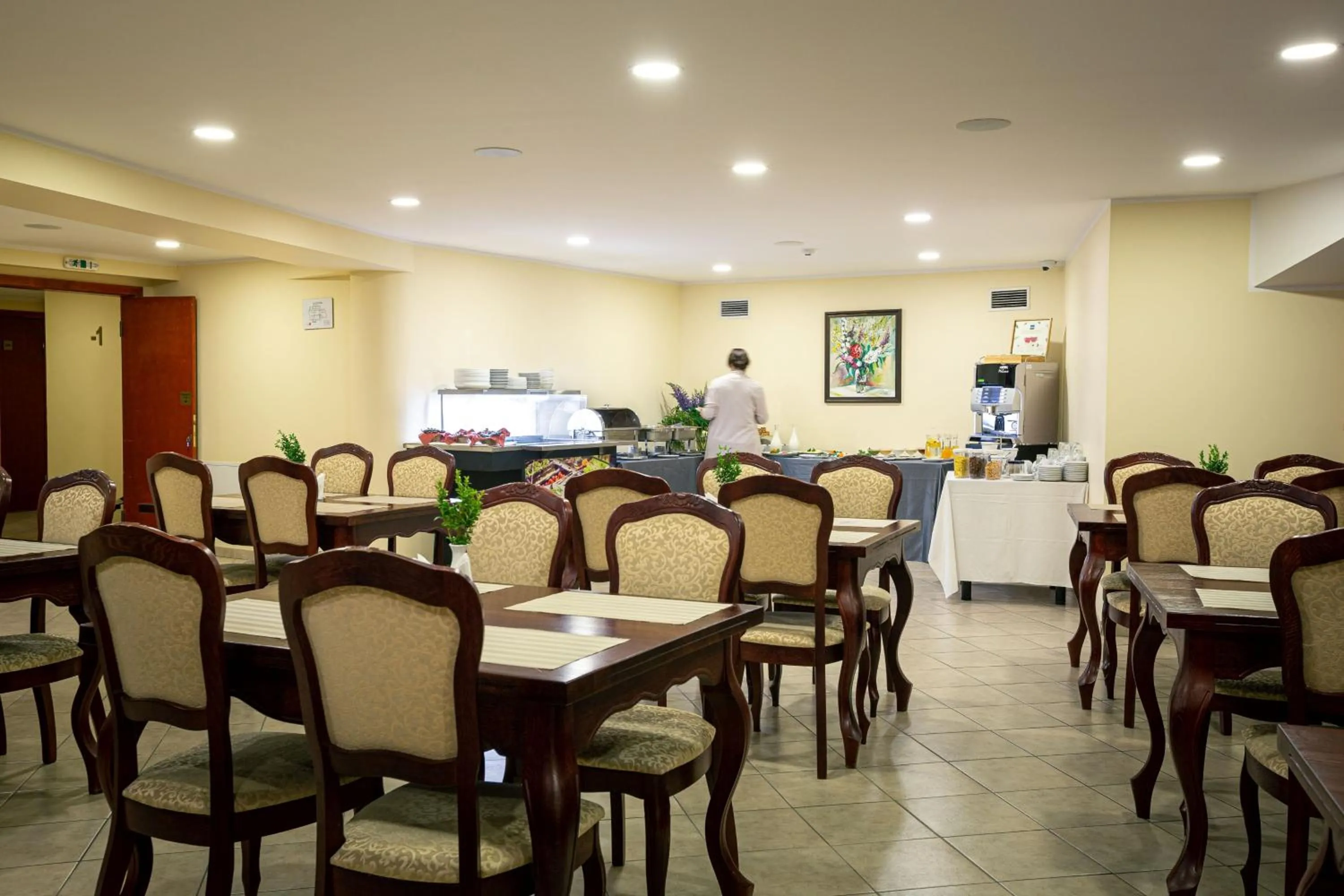 Restaurant/places to eat in Galia