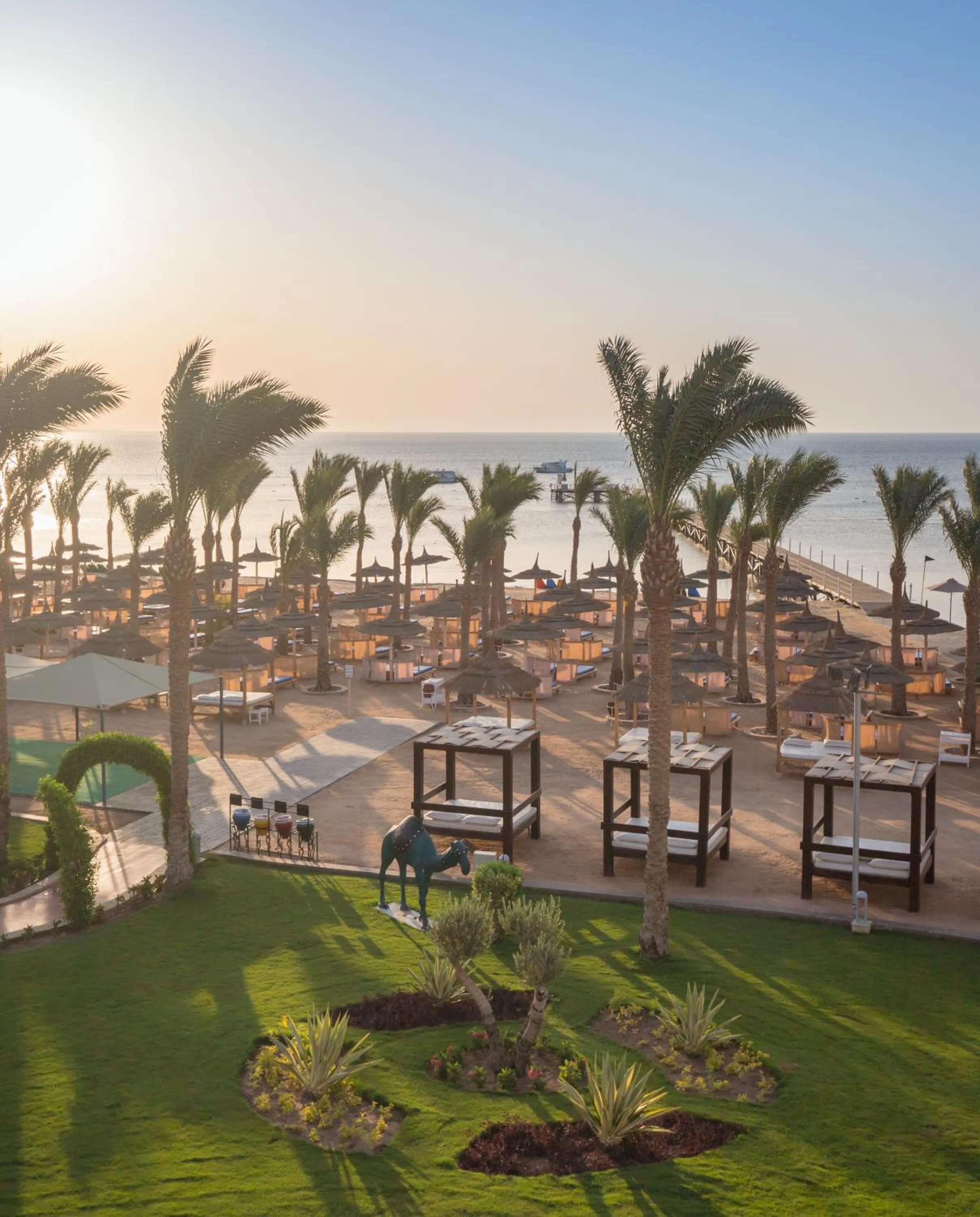 Garden in Pickalbatros Palace - Aqua Park Hurghada