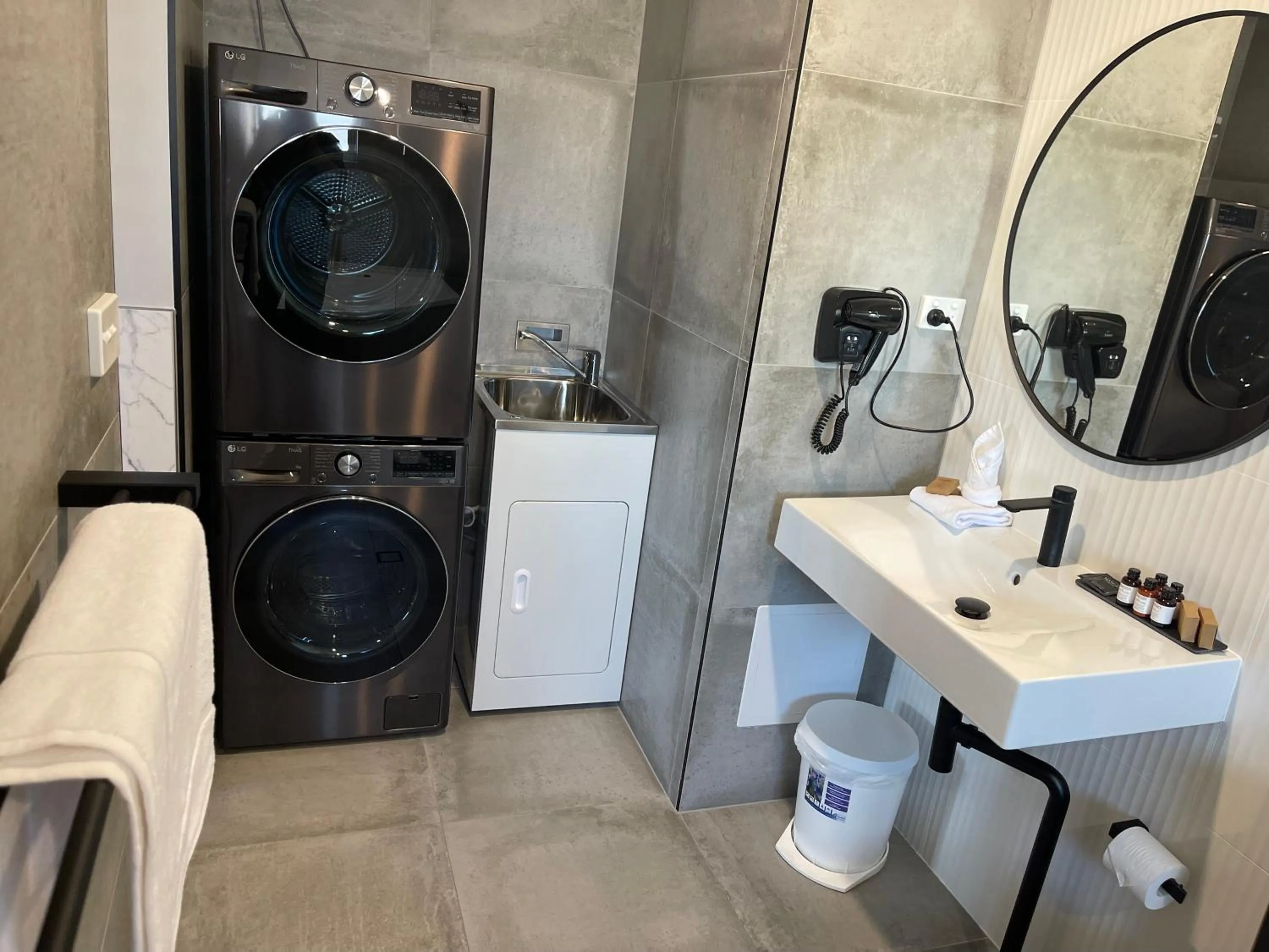 Honeysuckle Executive Apartments