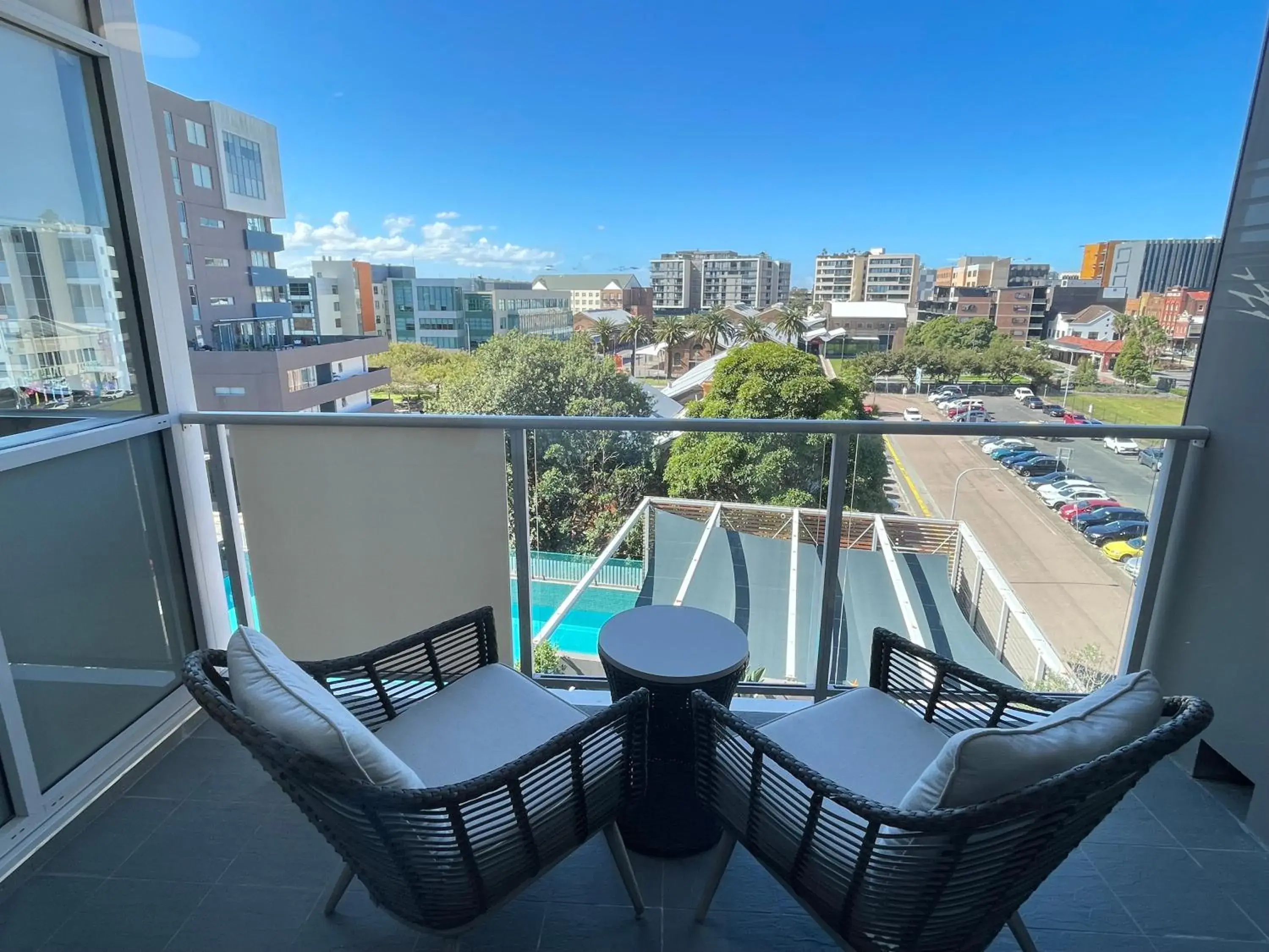 Honeysuckle Executive Apartments Honeysuckle Executive Apartments