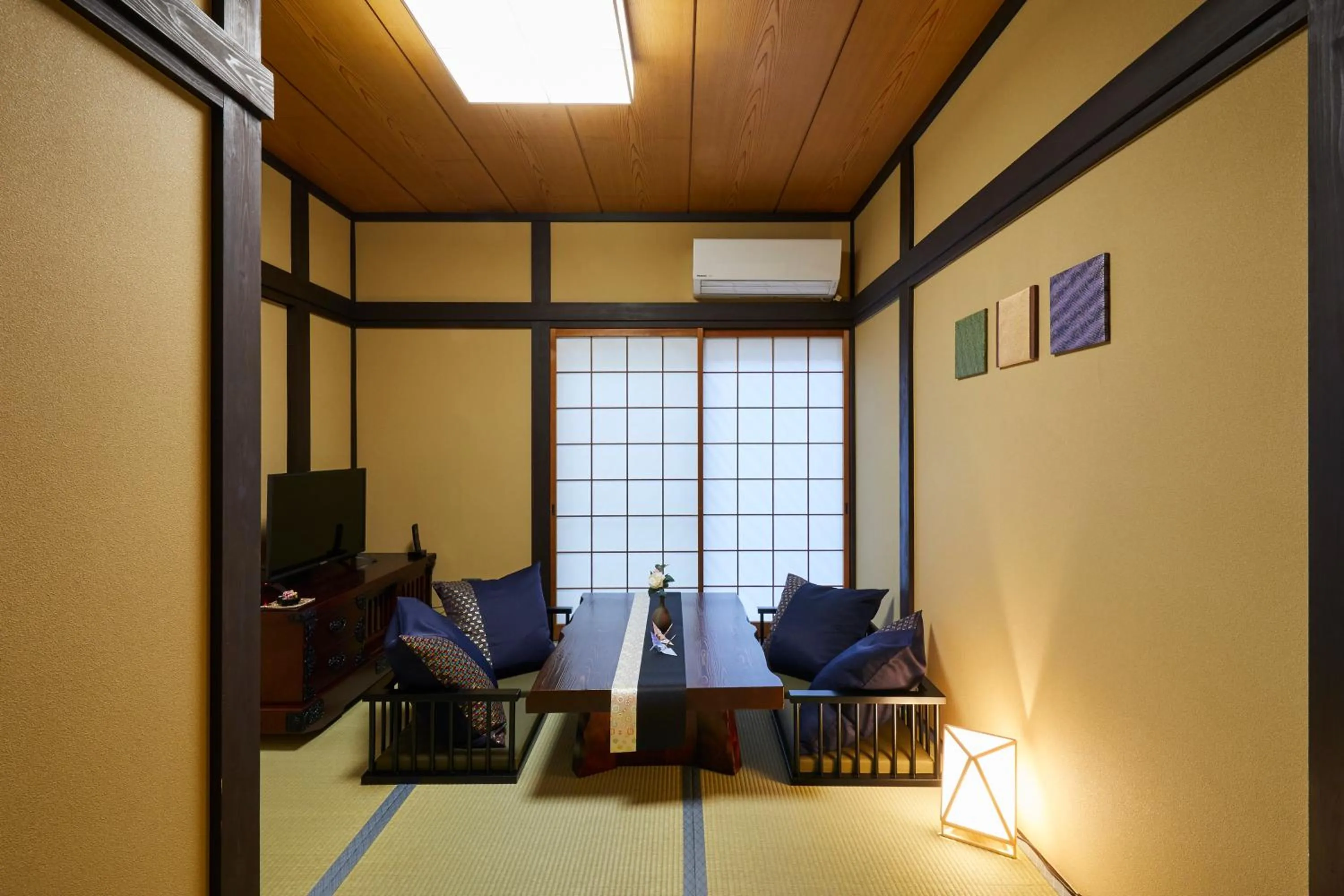 Living room in Rinn Yasaka Kodaiji