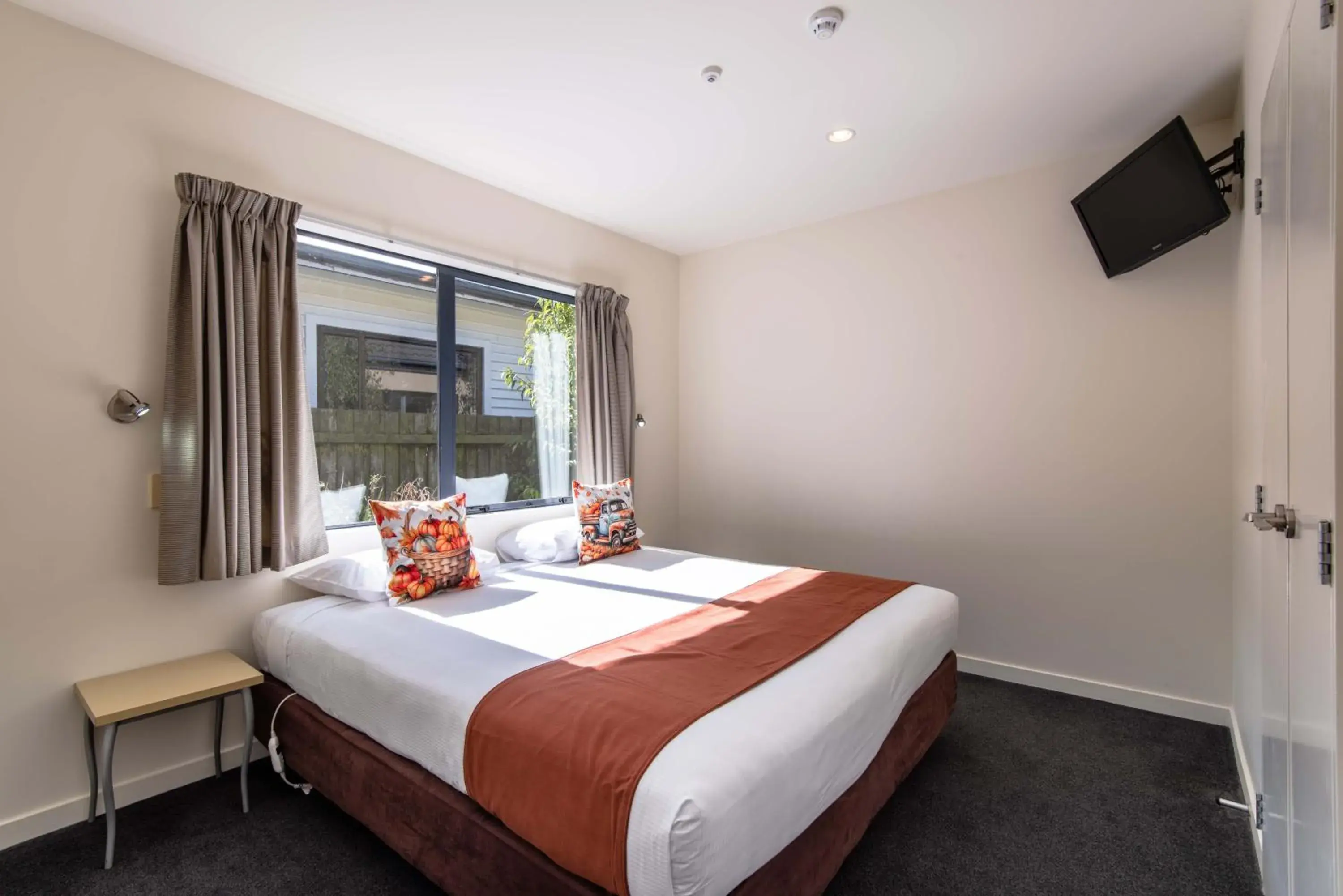 Bed in 298 Westside Motor Lodge Bed in 298 Westside Motor Lodge