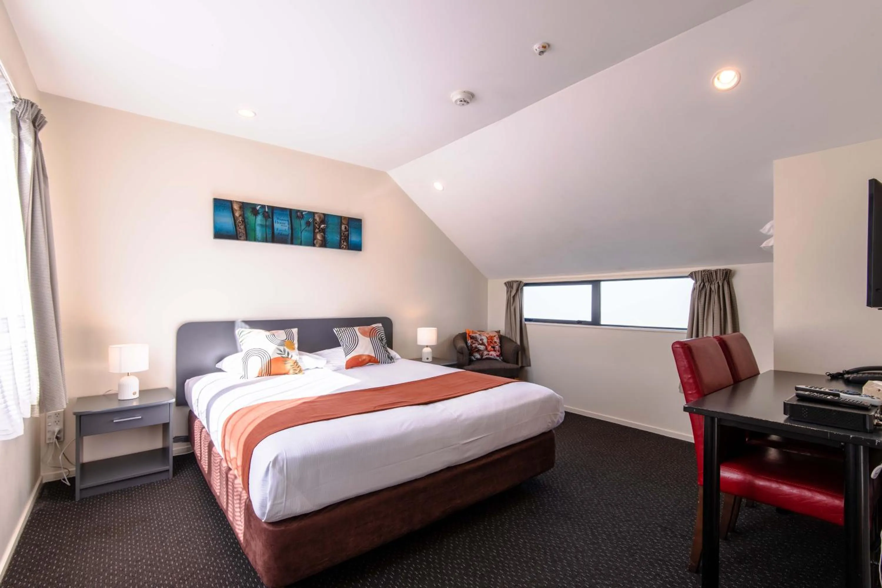 Bed in 298 Westside Motor Lodge