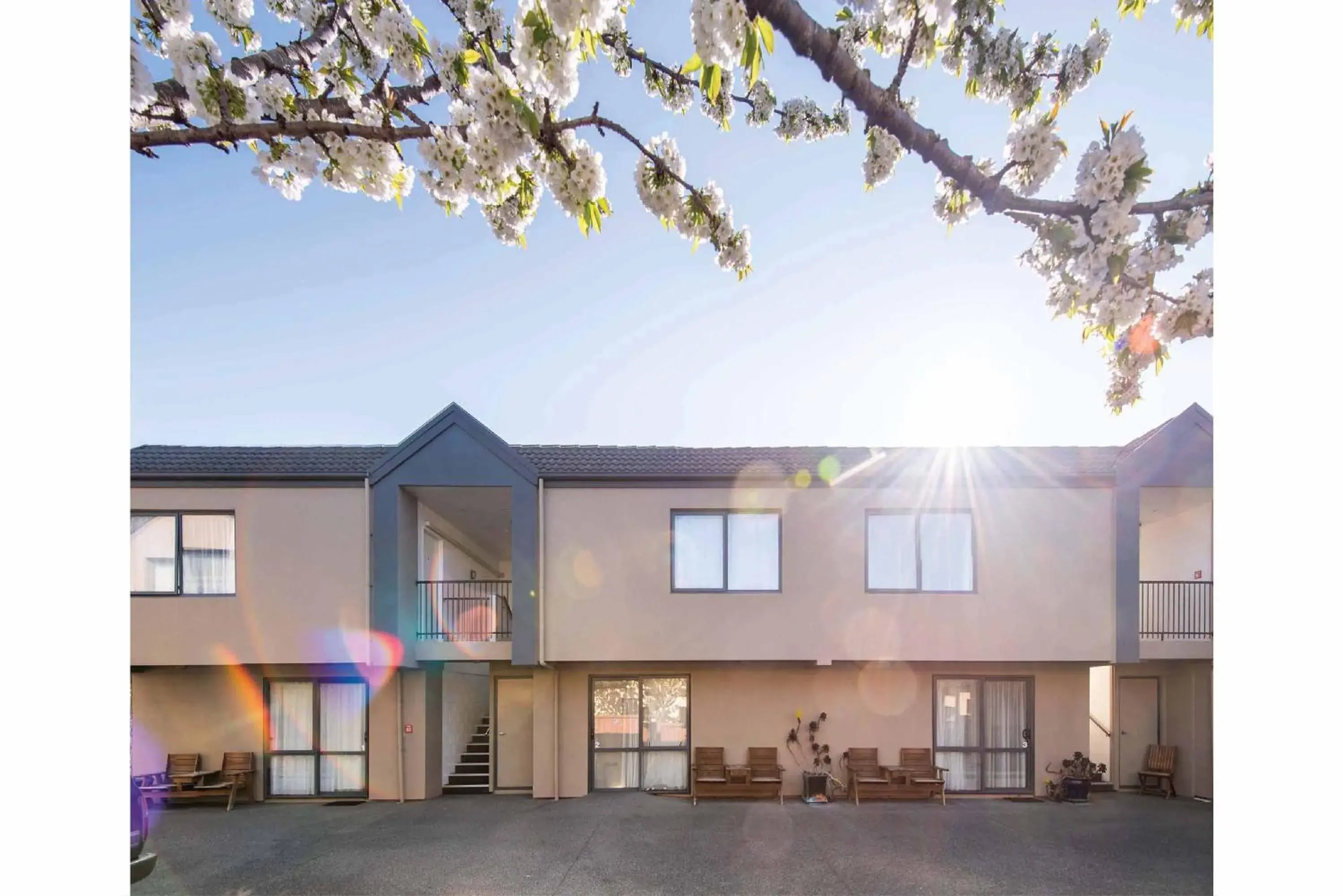 298 Westside Motor Lodge 298 Westside Motor Lodge