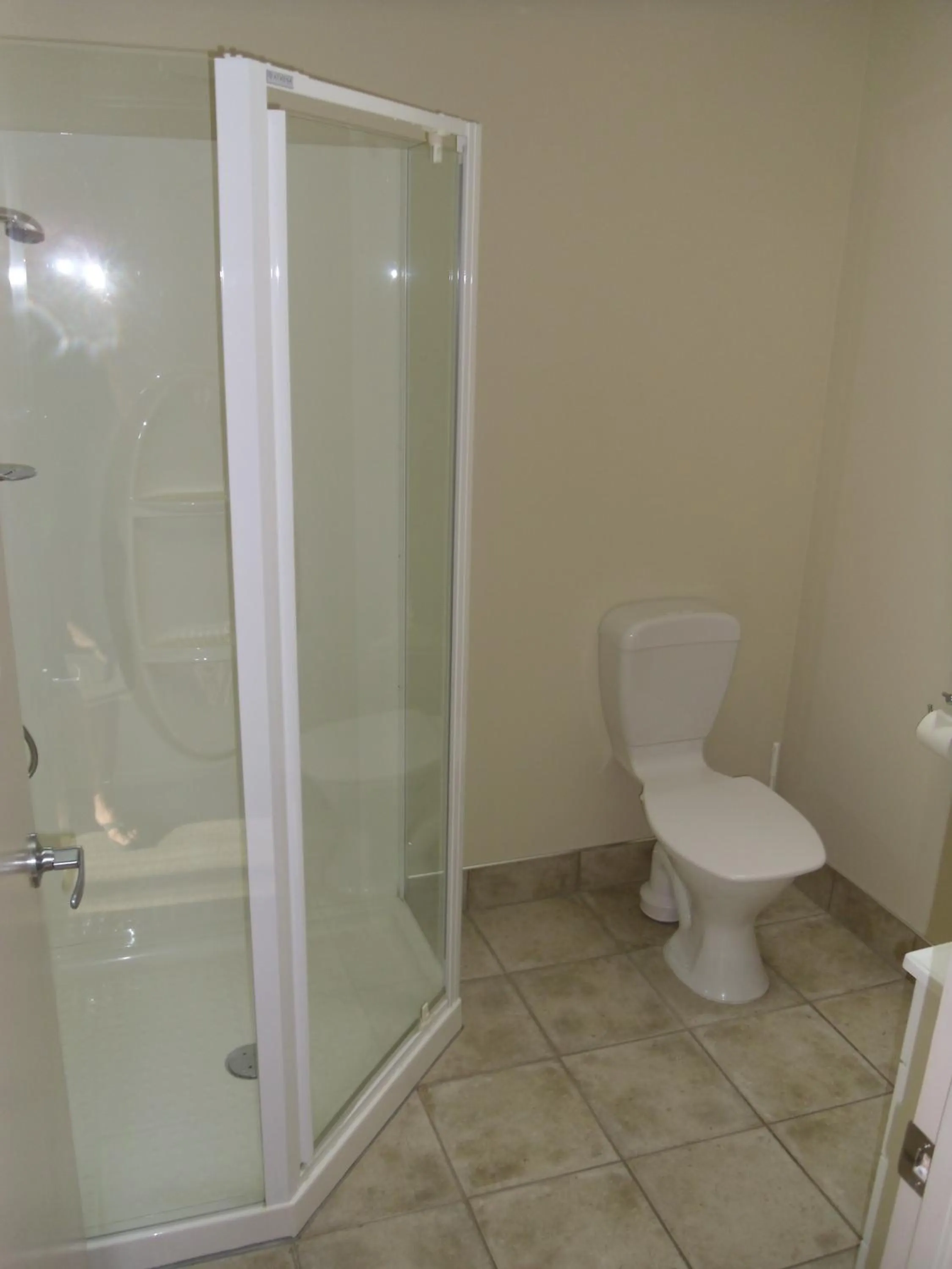 Toilet in Fairway Motel & Apartments