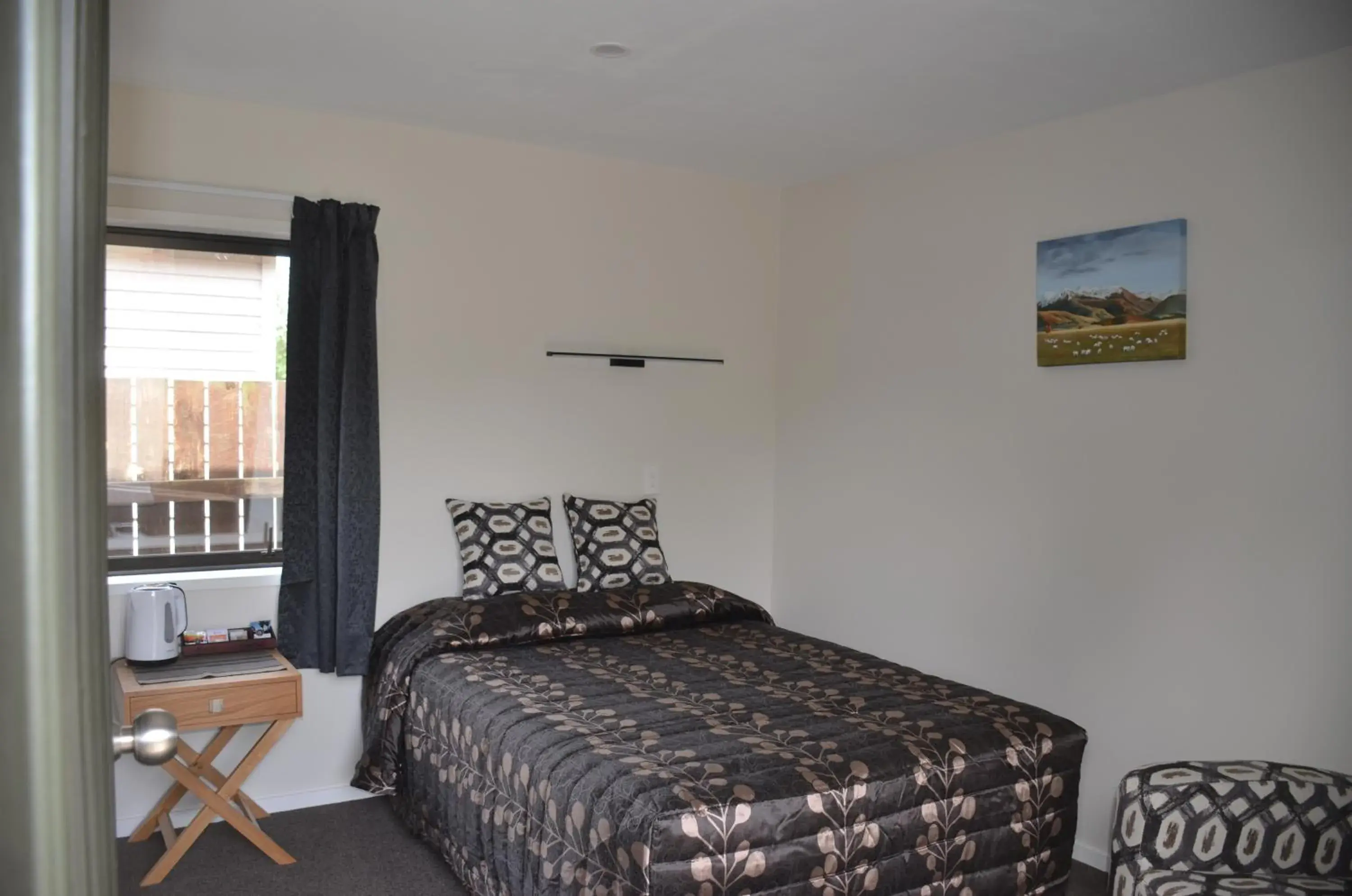 Standard Studio - single occupancy in Judges Pool Motel Turangi Standard Studio - single occupancy in Judges Pool Motel Turangi
