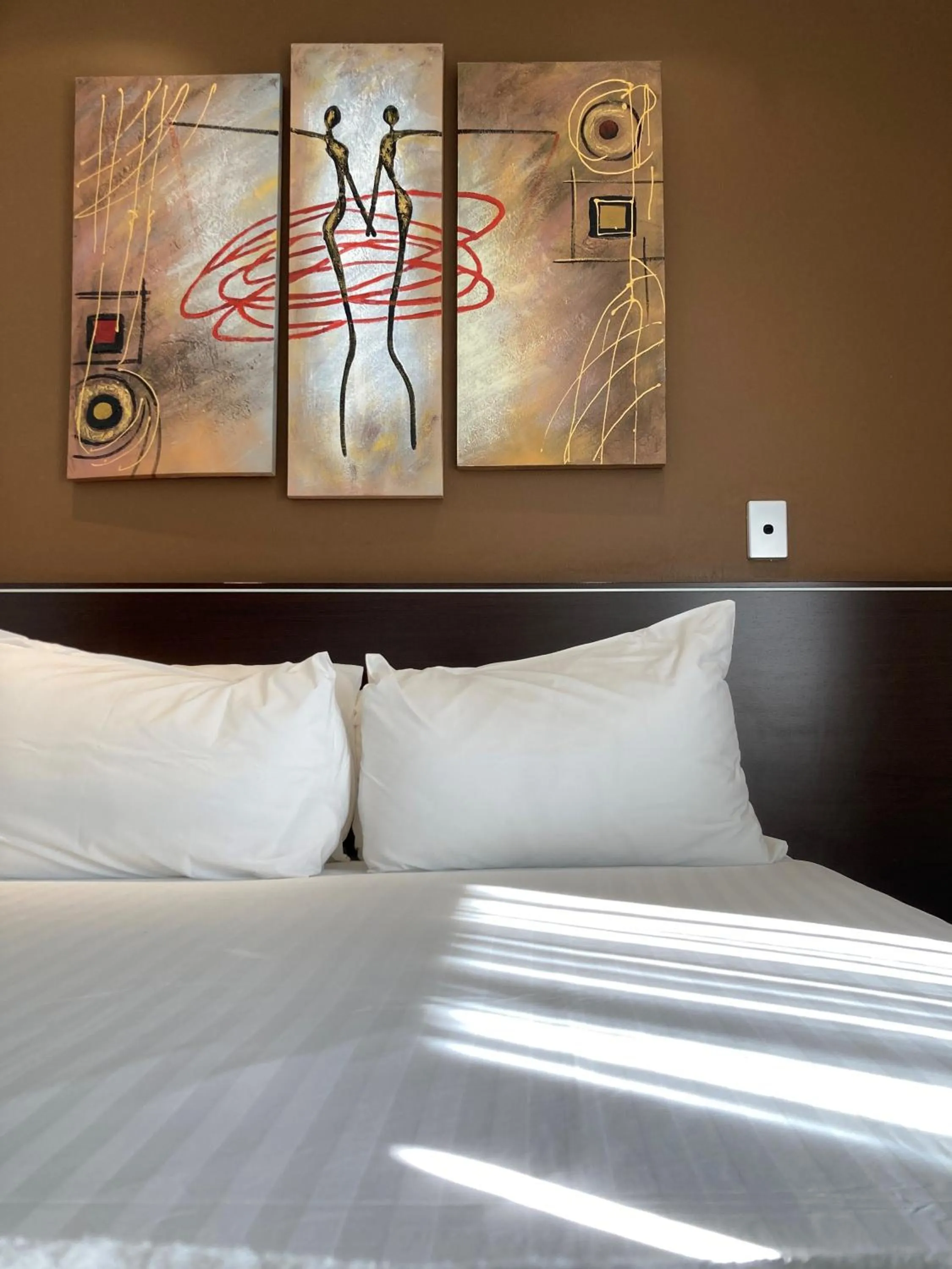 Bed in ibis Styles Broken Hill