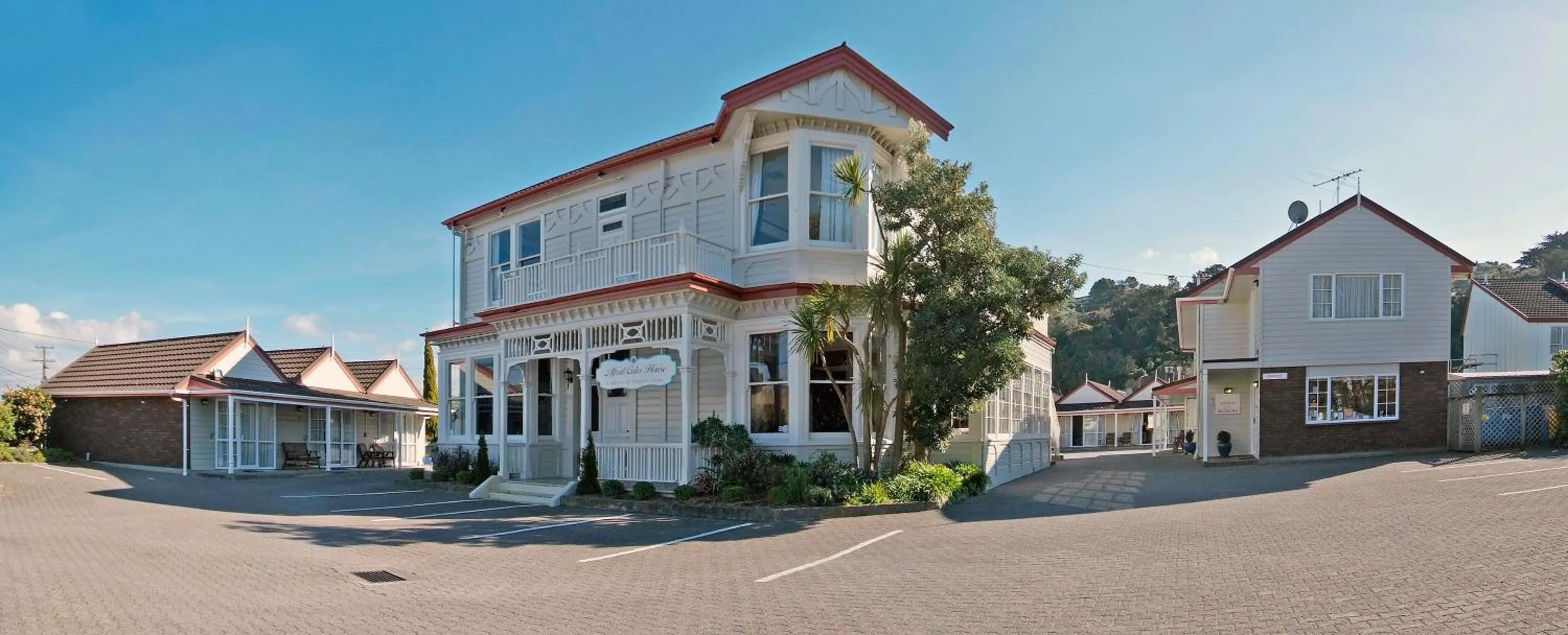 Property building in Settlers Motor Lodge