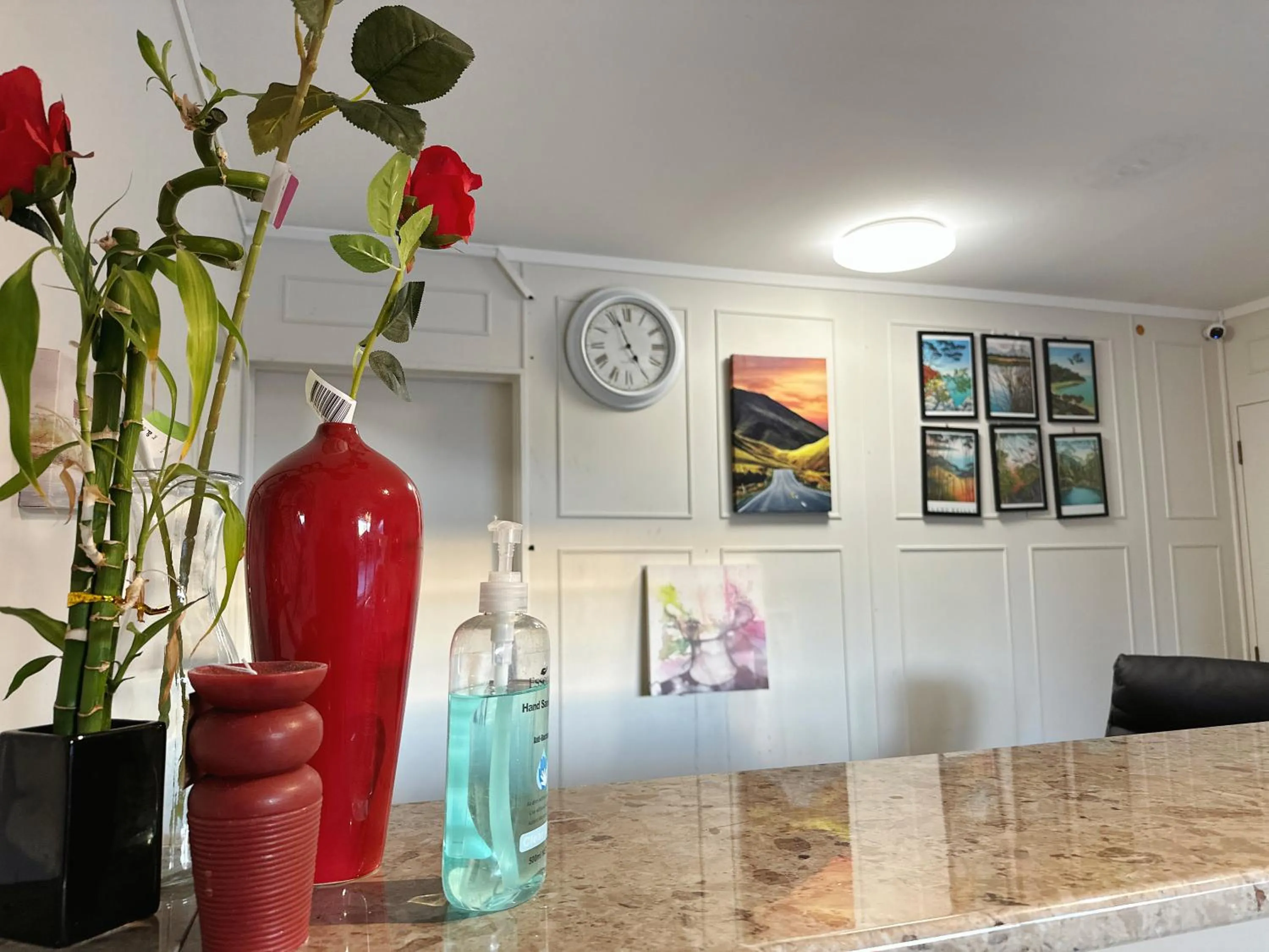 Kingswood Manor Motel