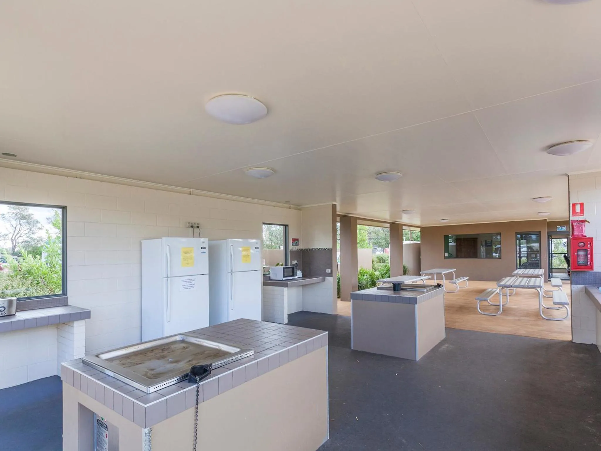 BBQ facilities in NRMA Eastern Beach Holiday Park