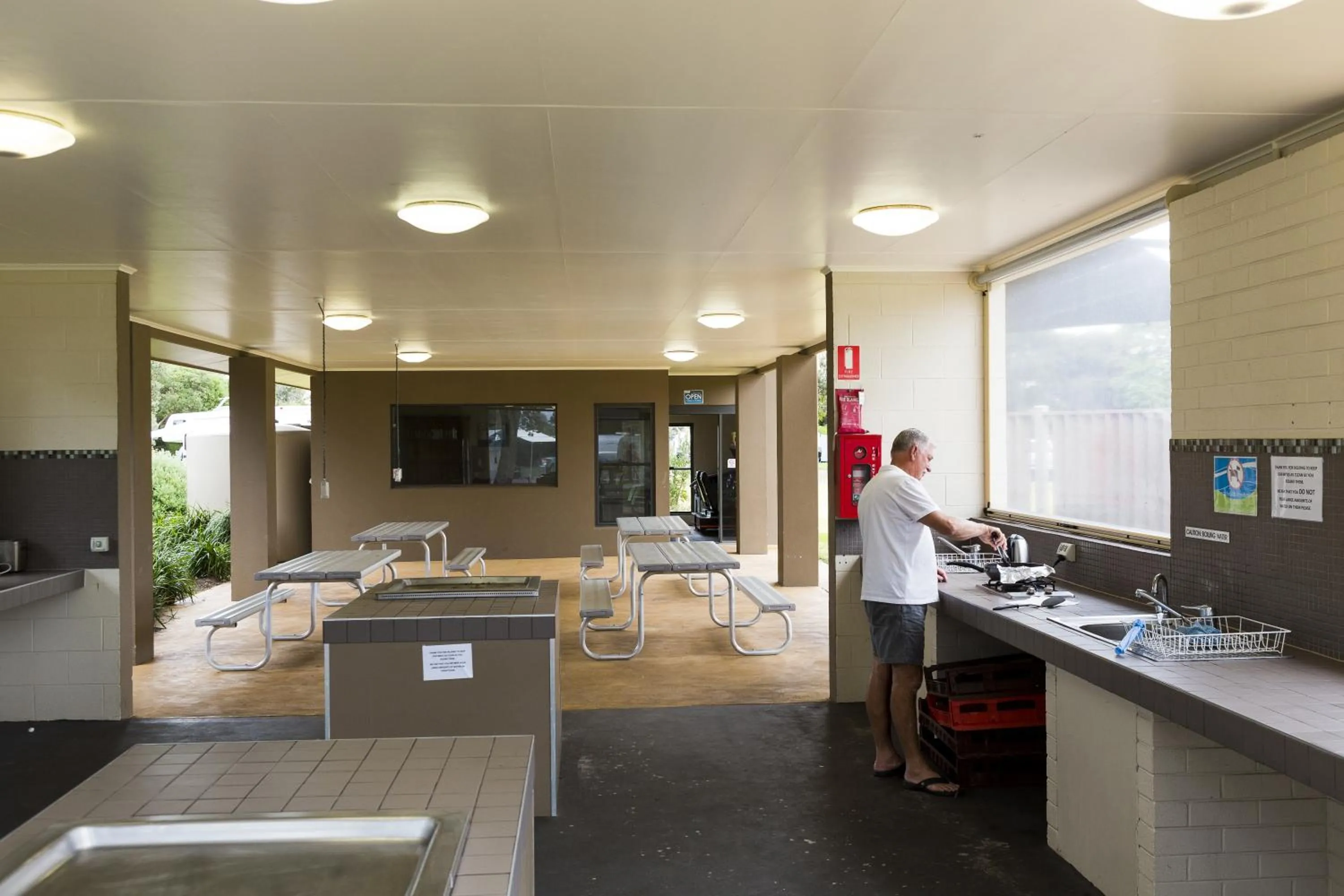 BBQ facilities in NRMA Eastern Beach Holiday Park