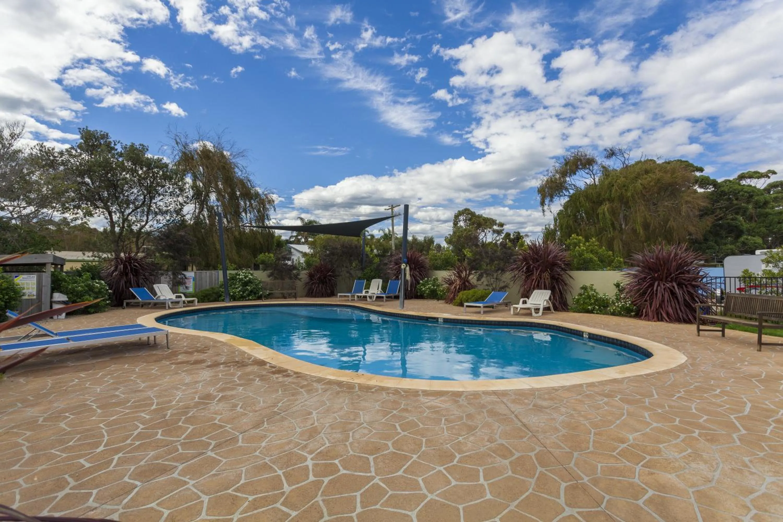 Swimming pool in NRMA Eastern Beach Holiday Park
