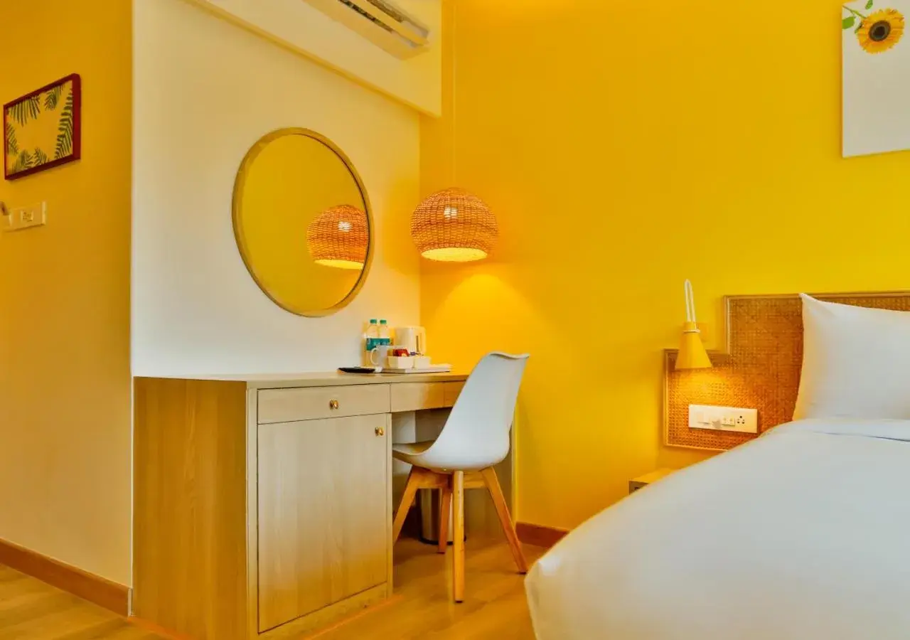 Bedroom, Bed in Bloom Hotel - Juhu Bedroom, Bed in Bloom Hotel - Juhu