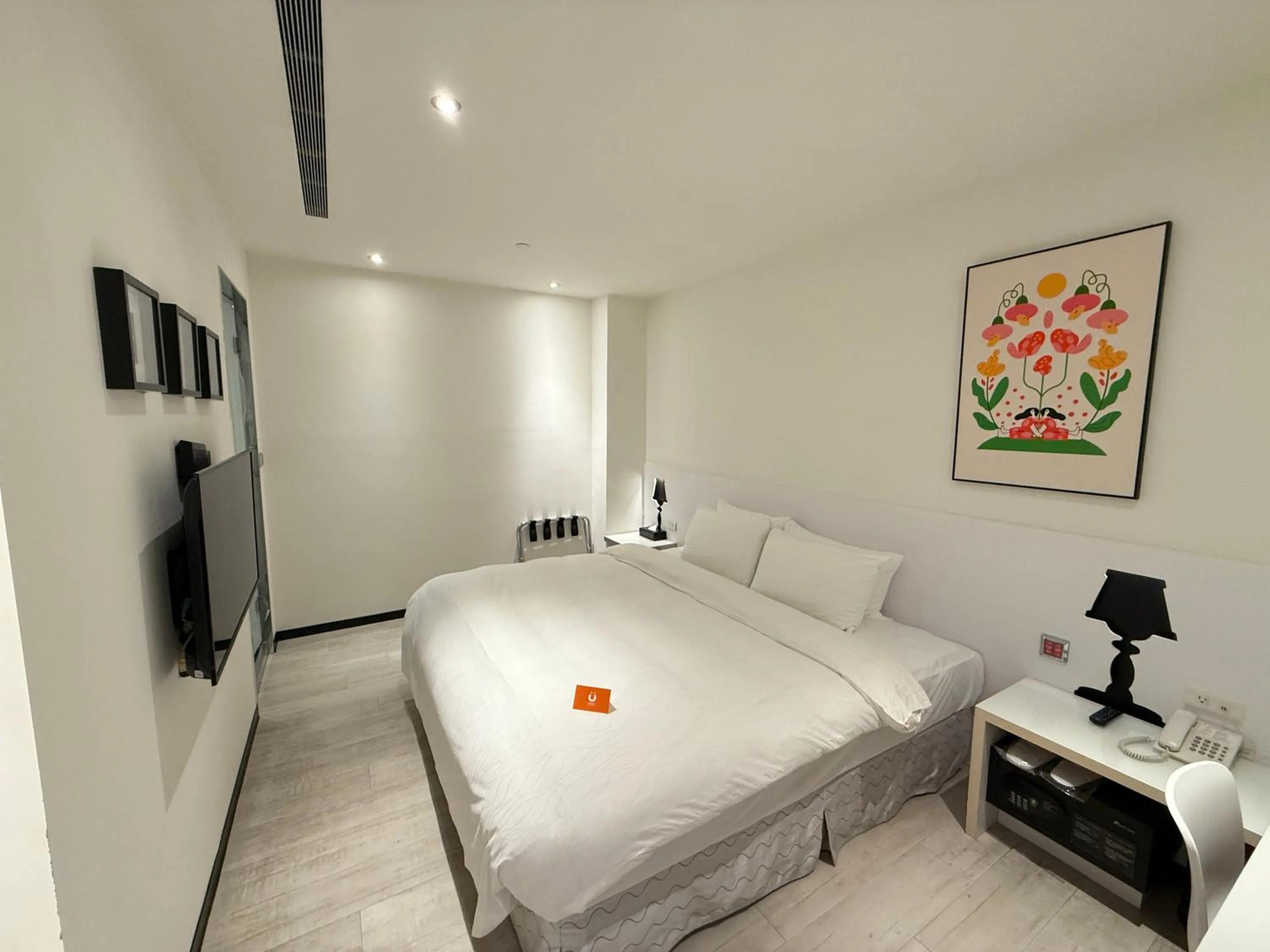 Photo of the whole room, Bed in CityInn Hotel Plus - Ximending Branch