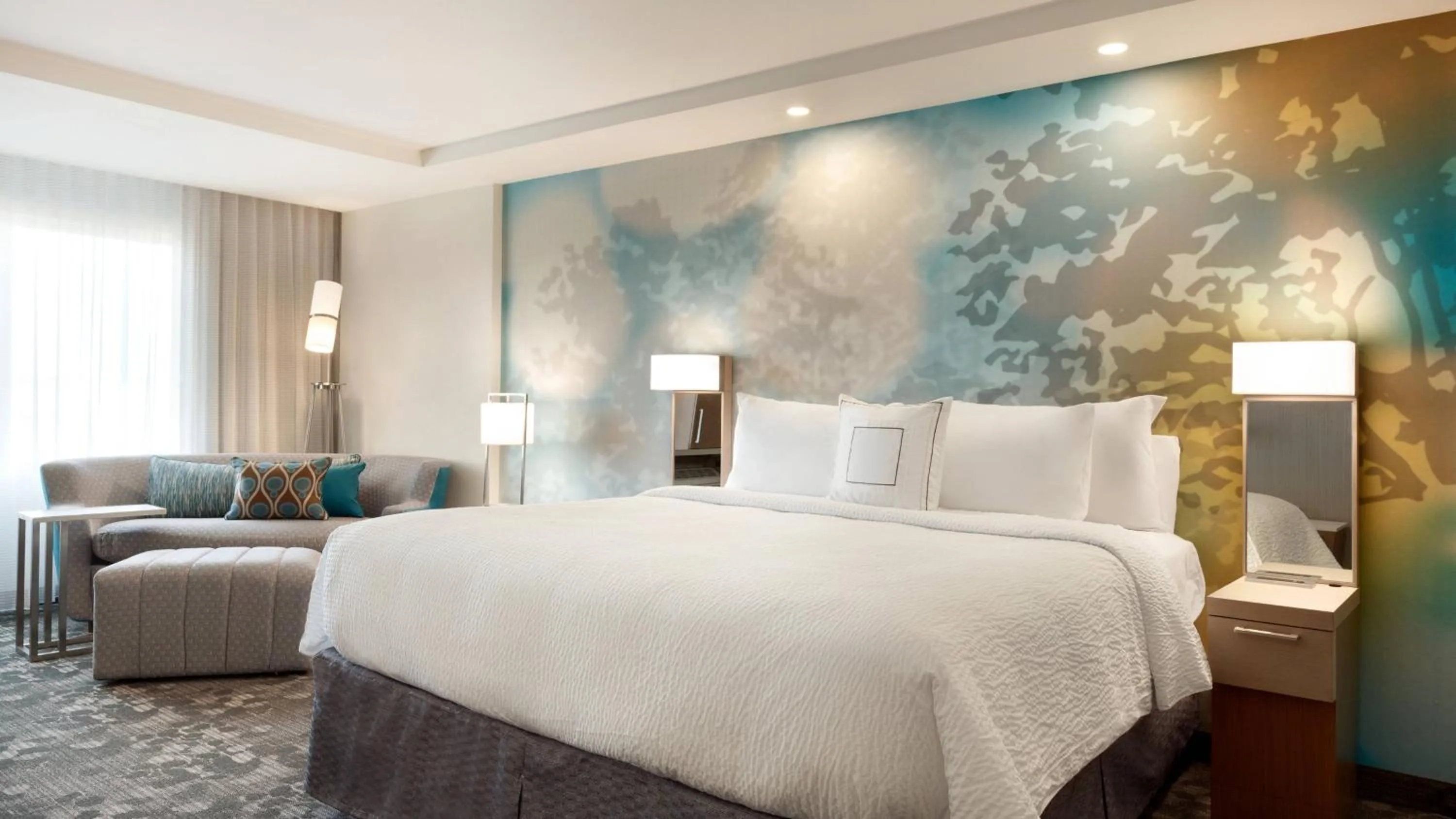 Bed in Courtyard by Marriott Boston Dedham/Westwood