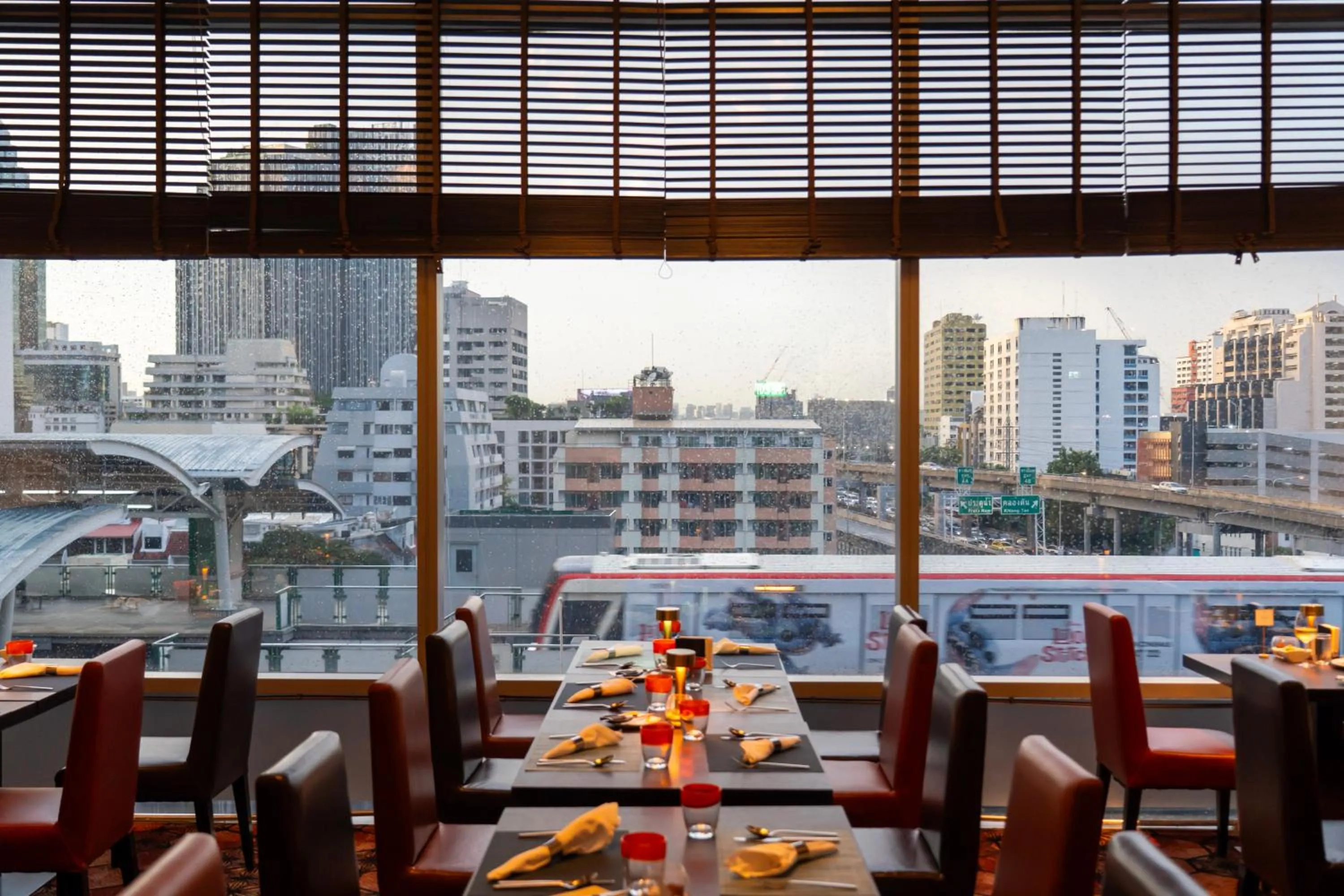 Restaurant/places to eat in Four Points by Sheraton Bangkok Ploenchit Sukhumvit