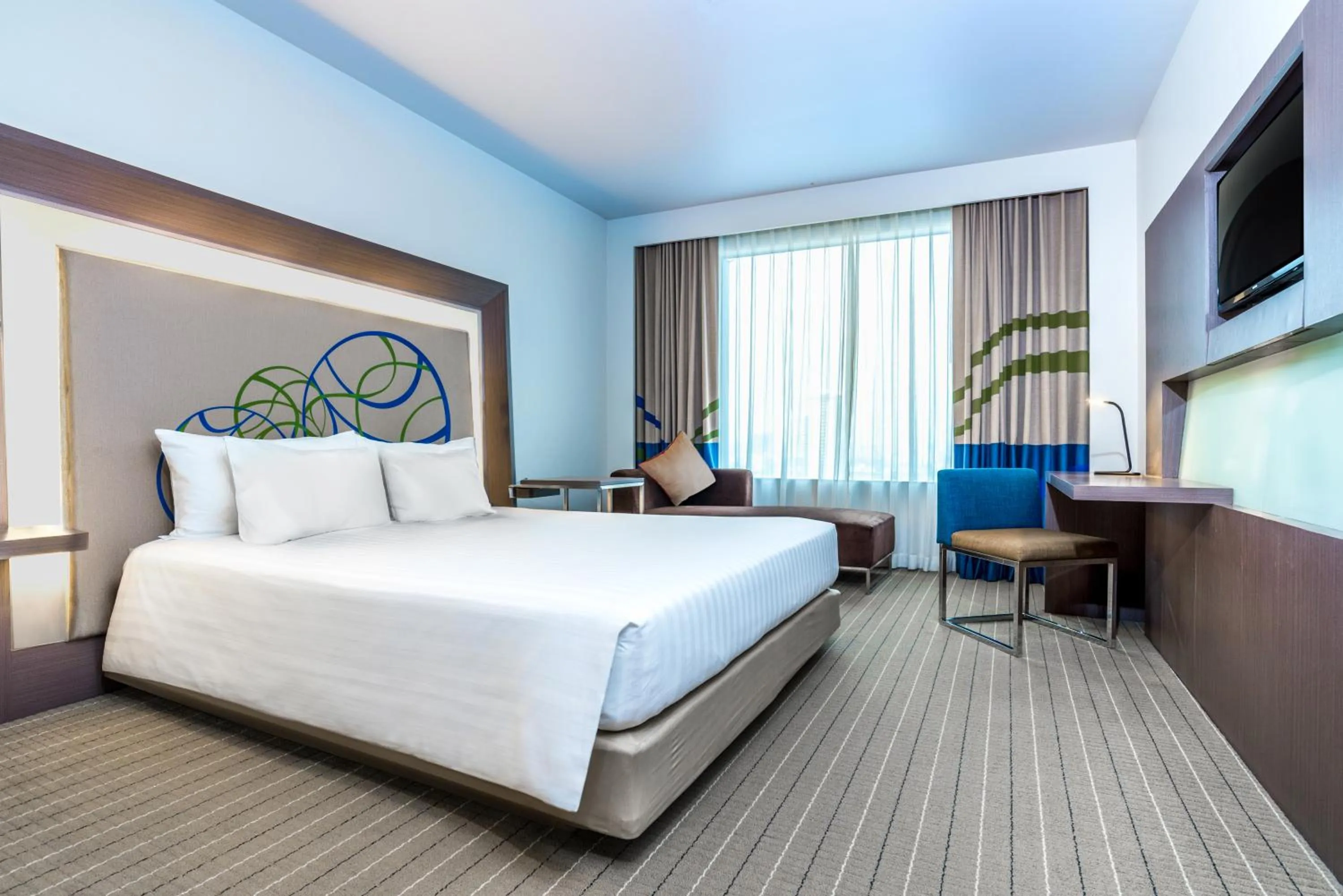 Bedroom, Bed in Four Points by Sheraton Bangkok Ploenchit Sukhumvit