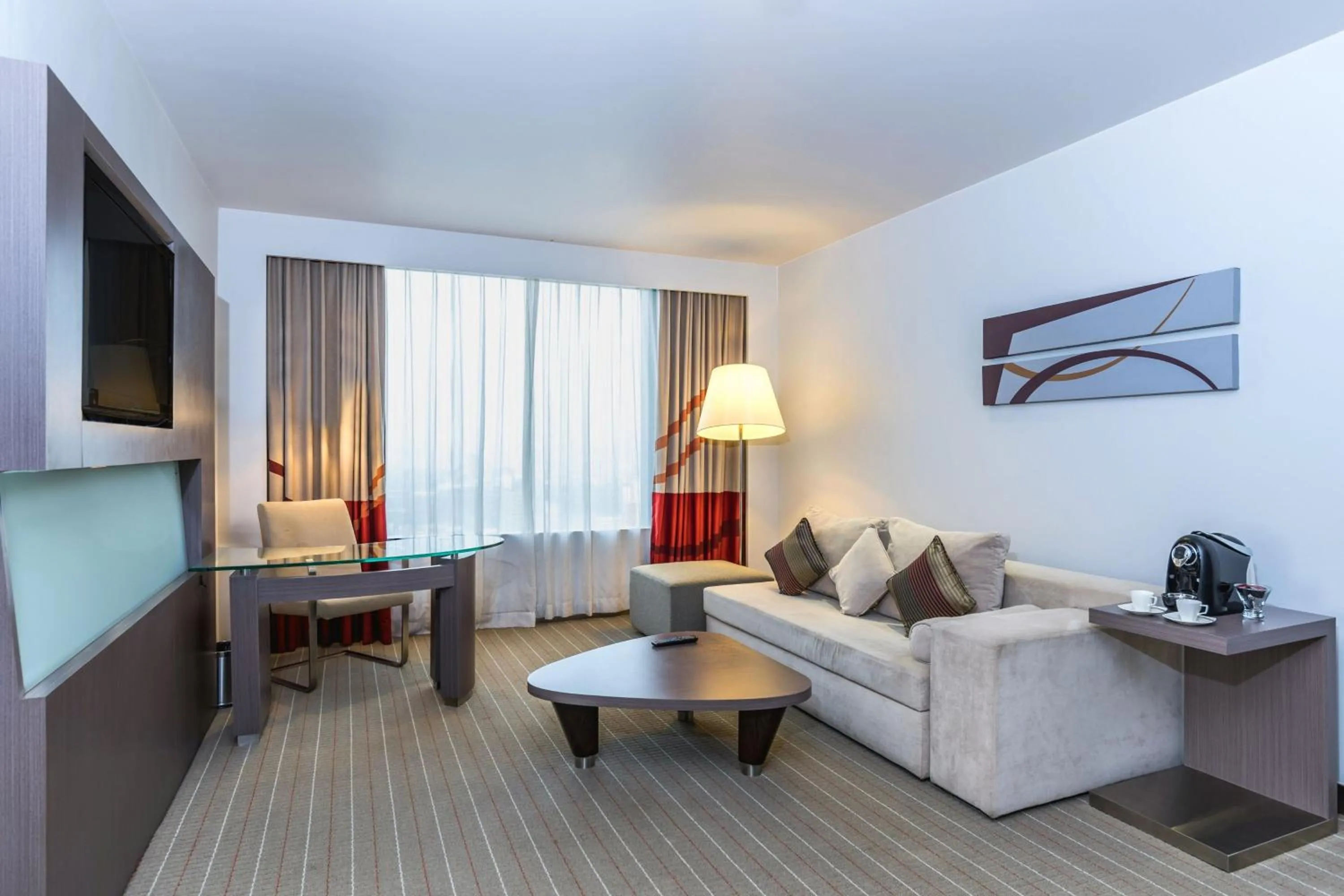 Living room in Four Points by Sheraton Bangkok Ploenchit Sukhumvit