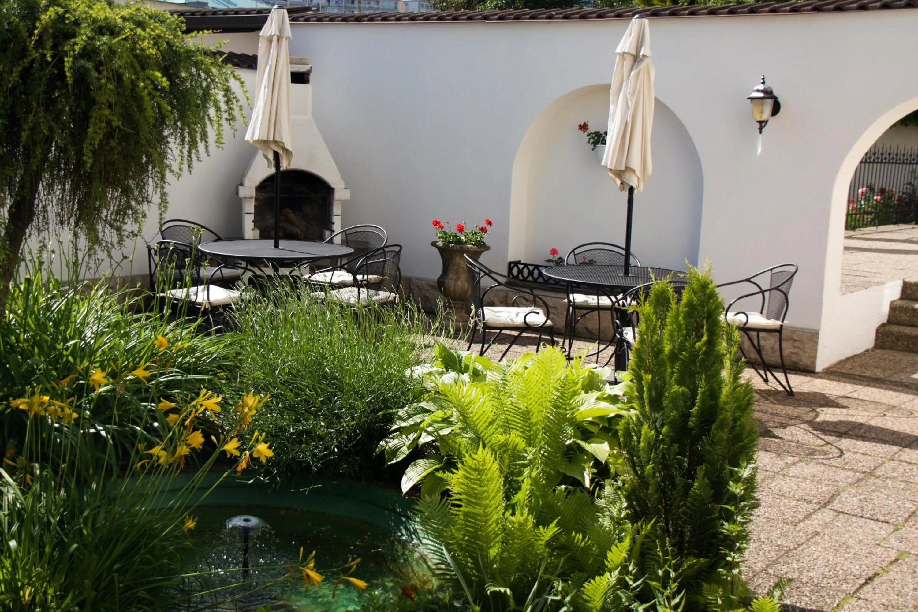 Garden in Hotel Excellent