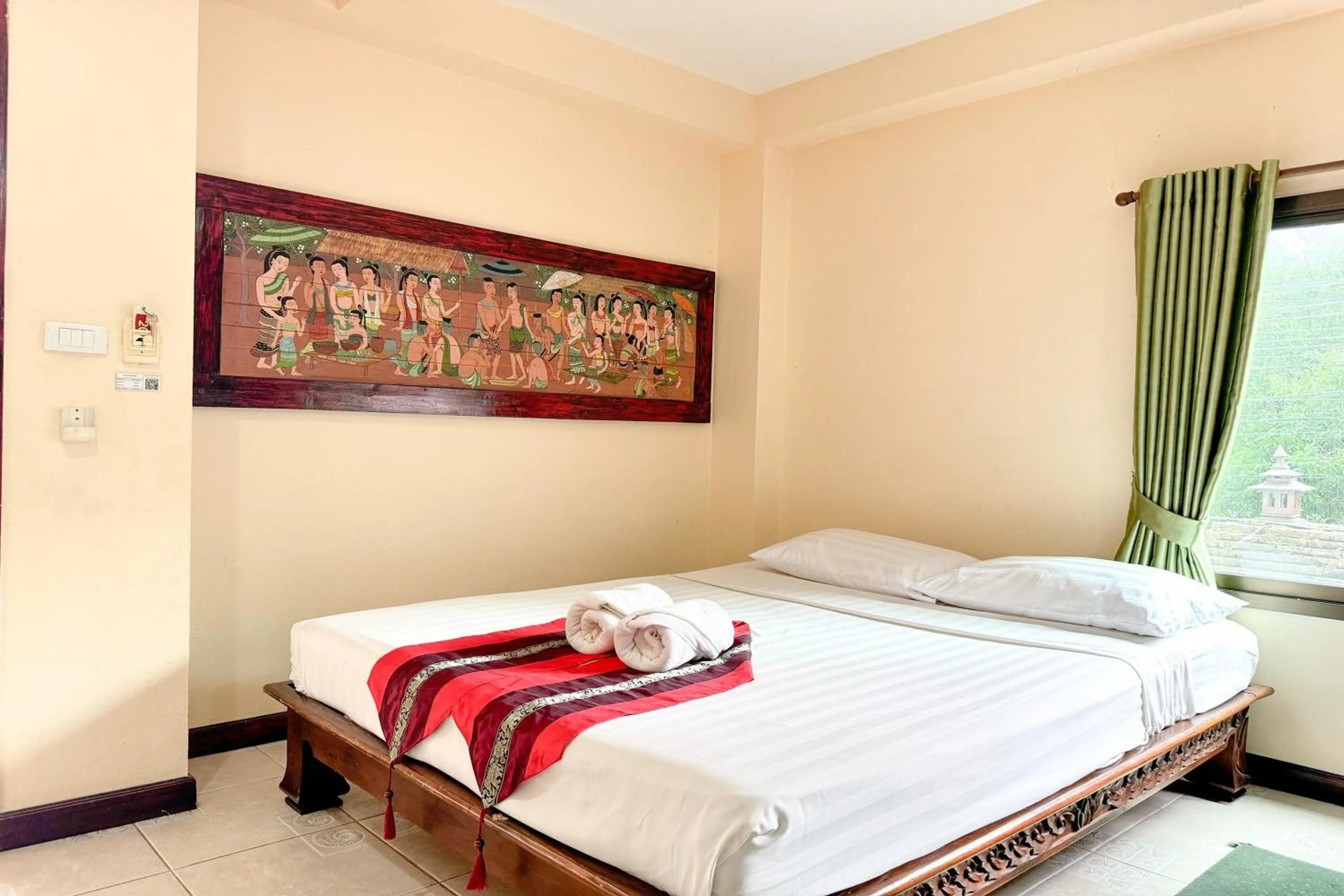 Bedroom, Bed in SK House 2