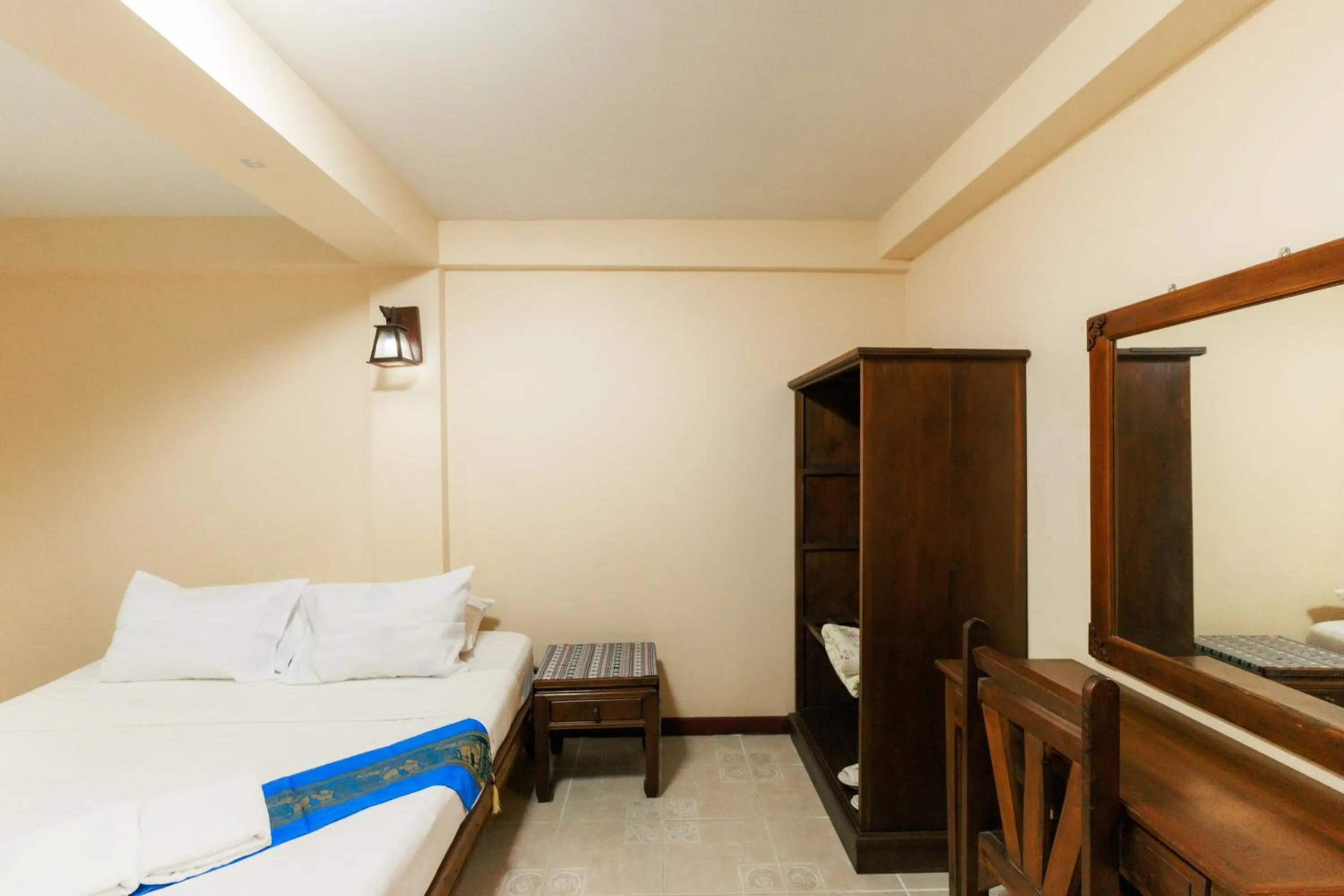 Photo of the whole room, Bed in SK House 2