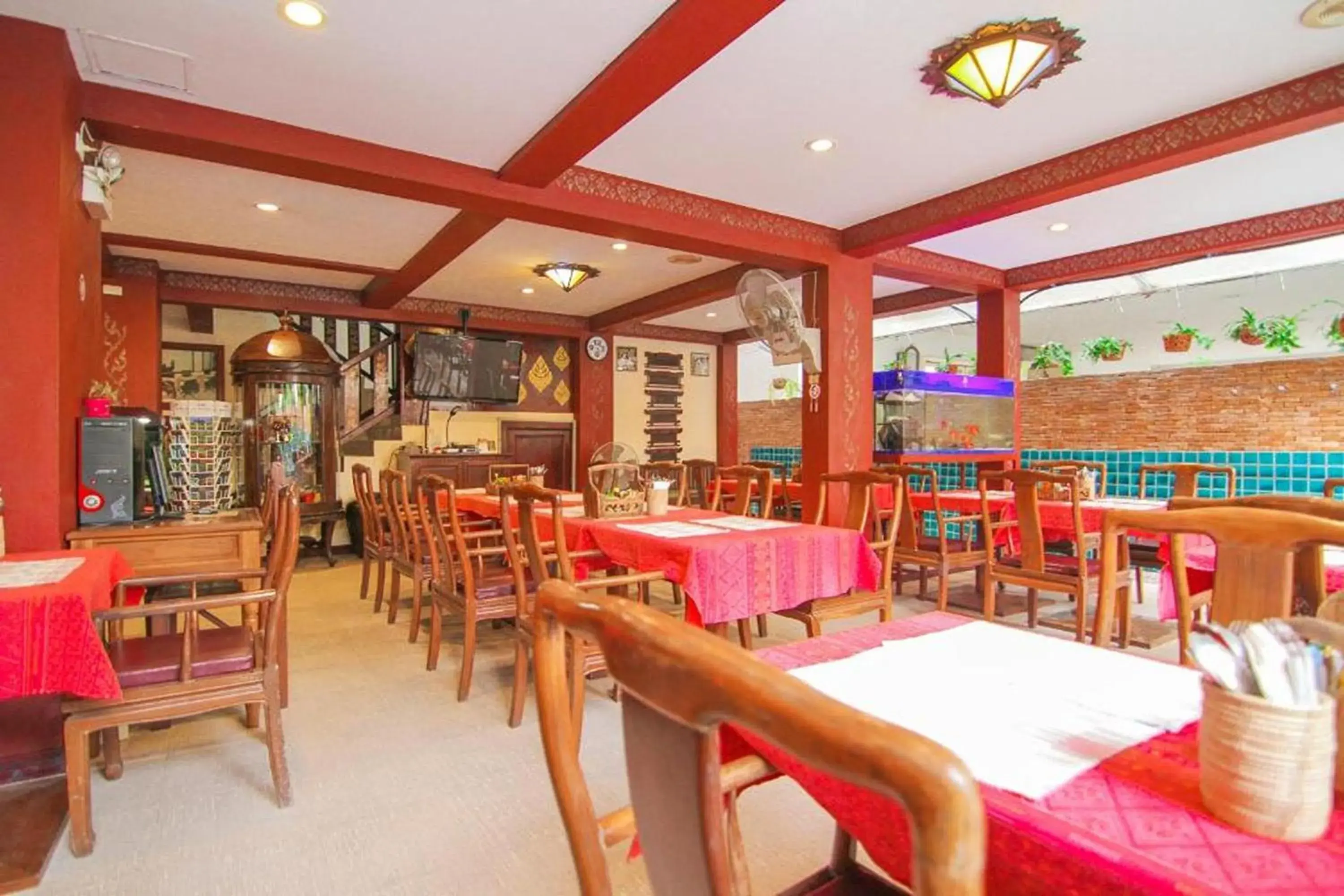 Restaurant/places to eat in SK House 2 Restaurant/places to eat in SK House 2