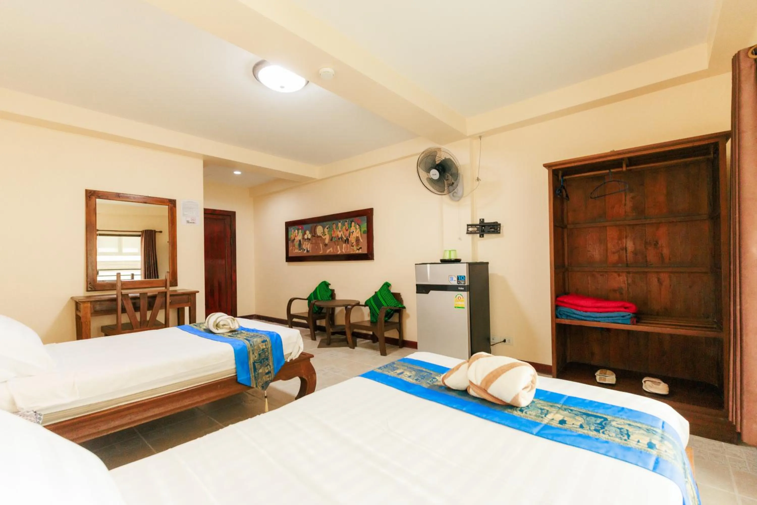 Bedroom, Bed in SK House 2