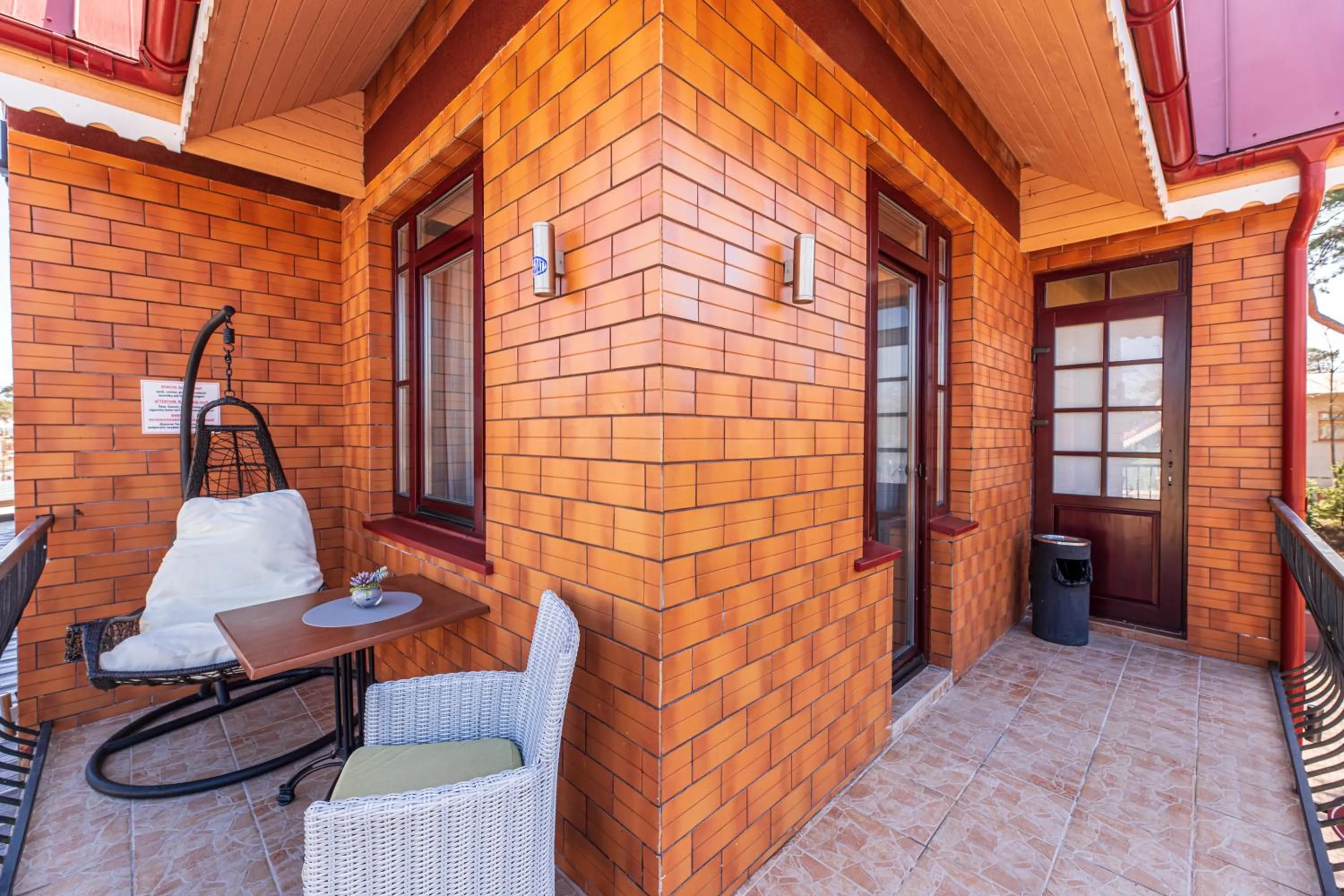 Balcony/Terrace in Senoji Hansa Hotel