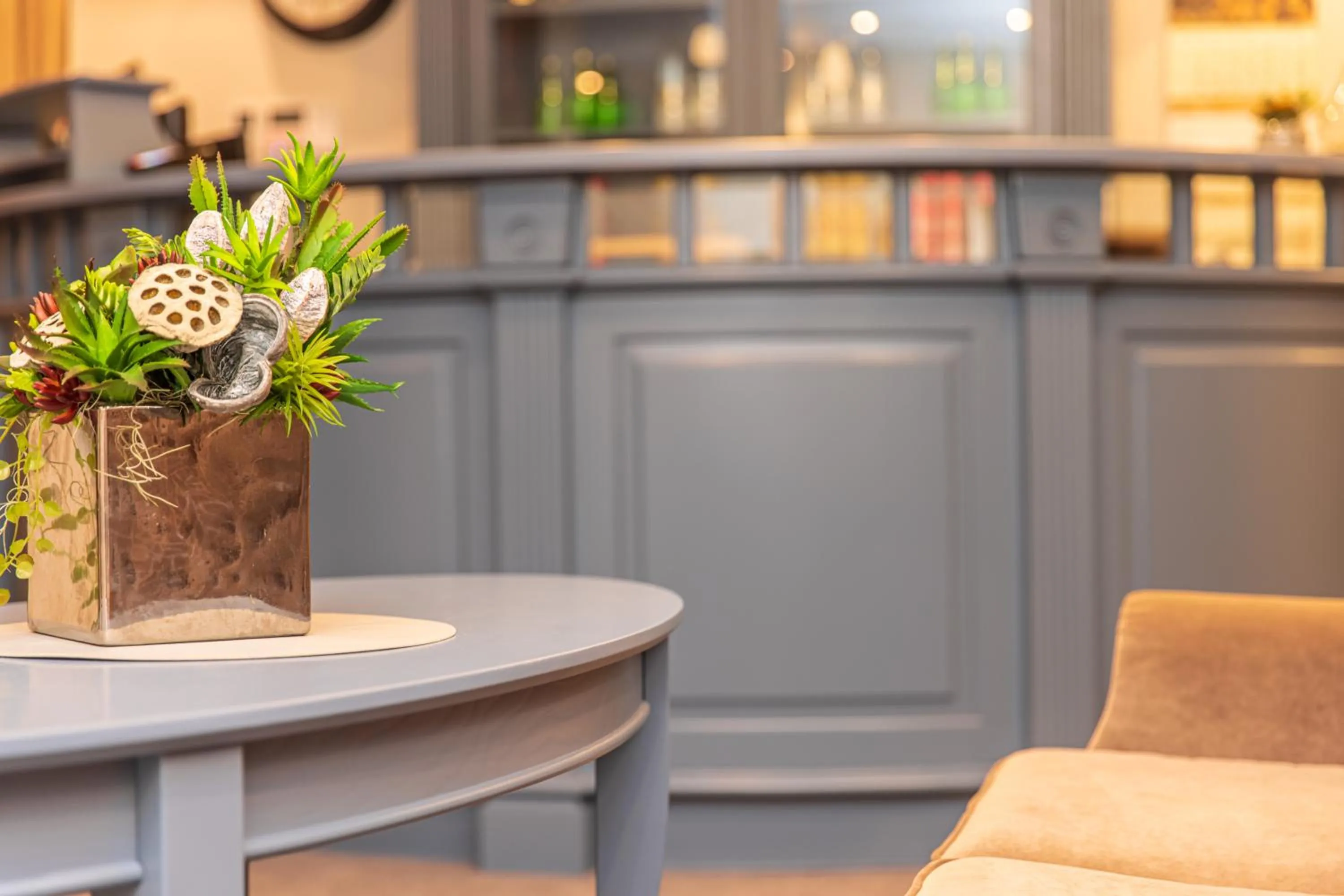 Lobby or reception in Senoji Hansa Hotel