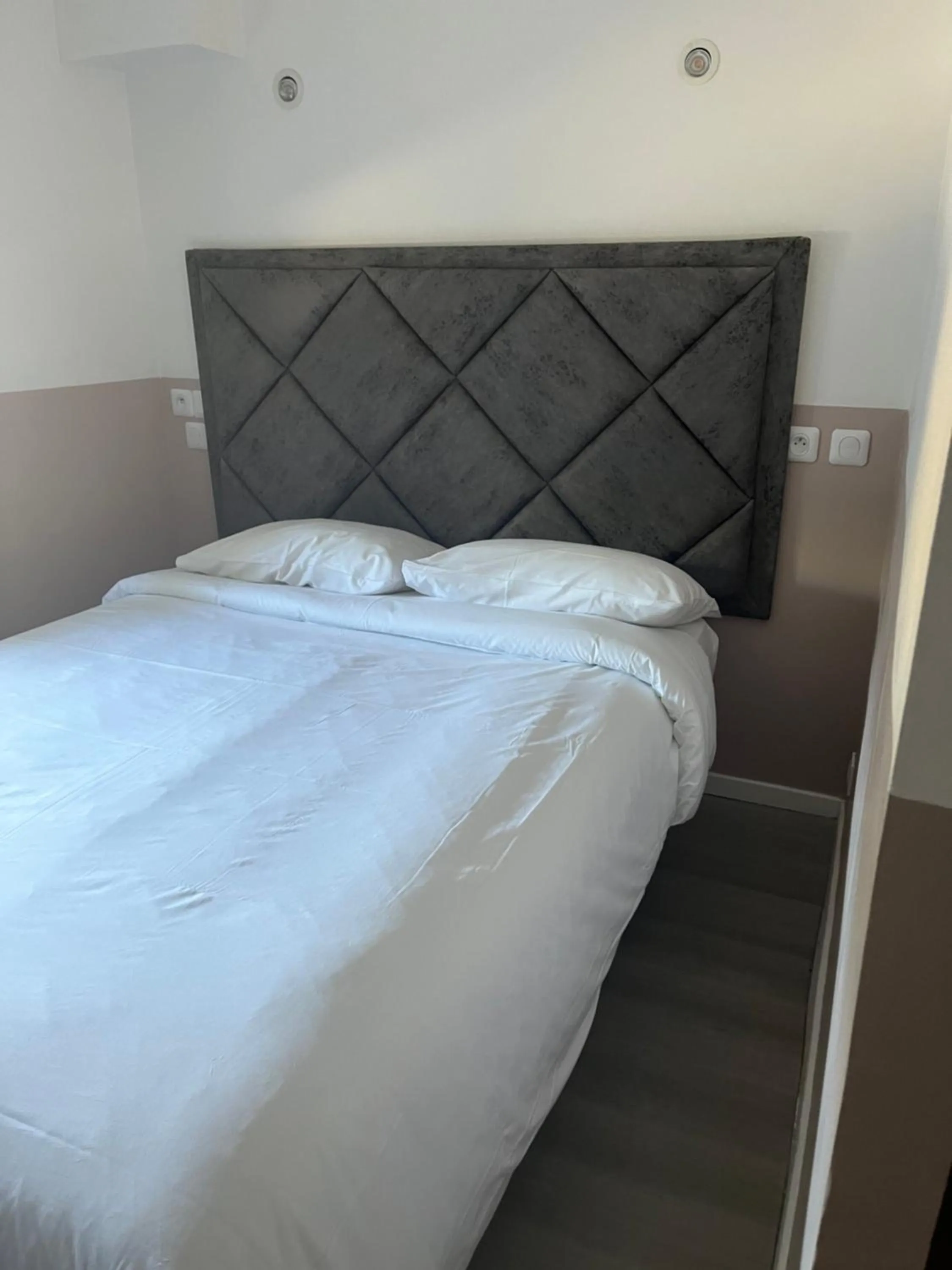 Bed in Hotel Aurelia