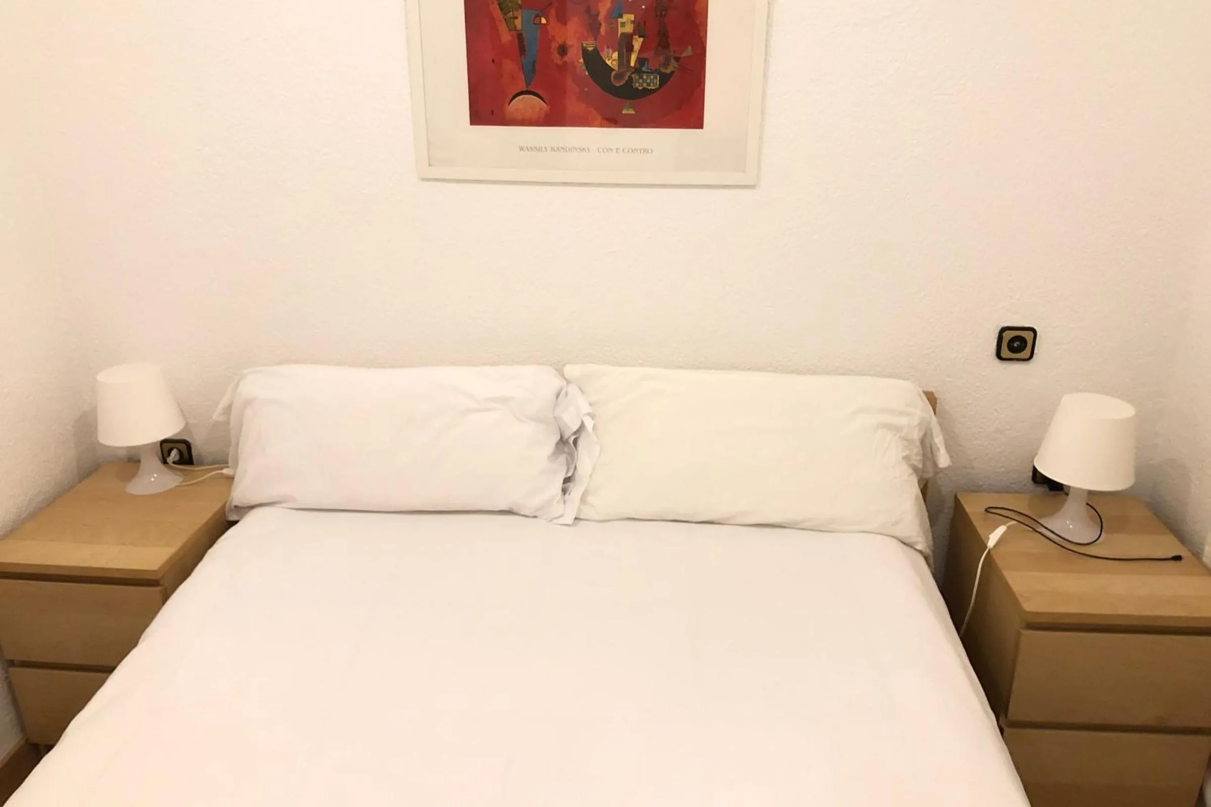 NEW! Cute apartment near metro