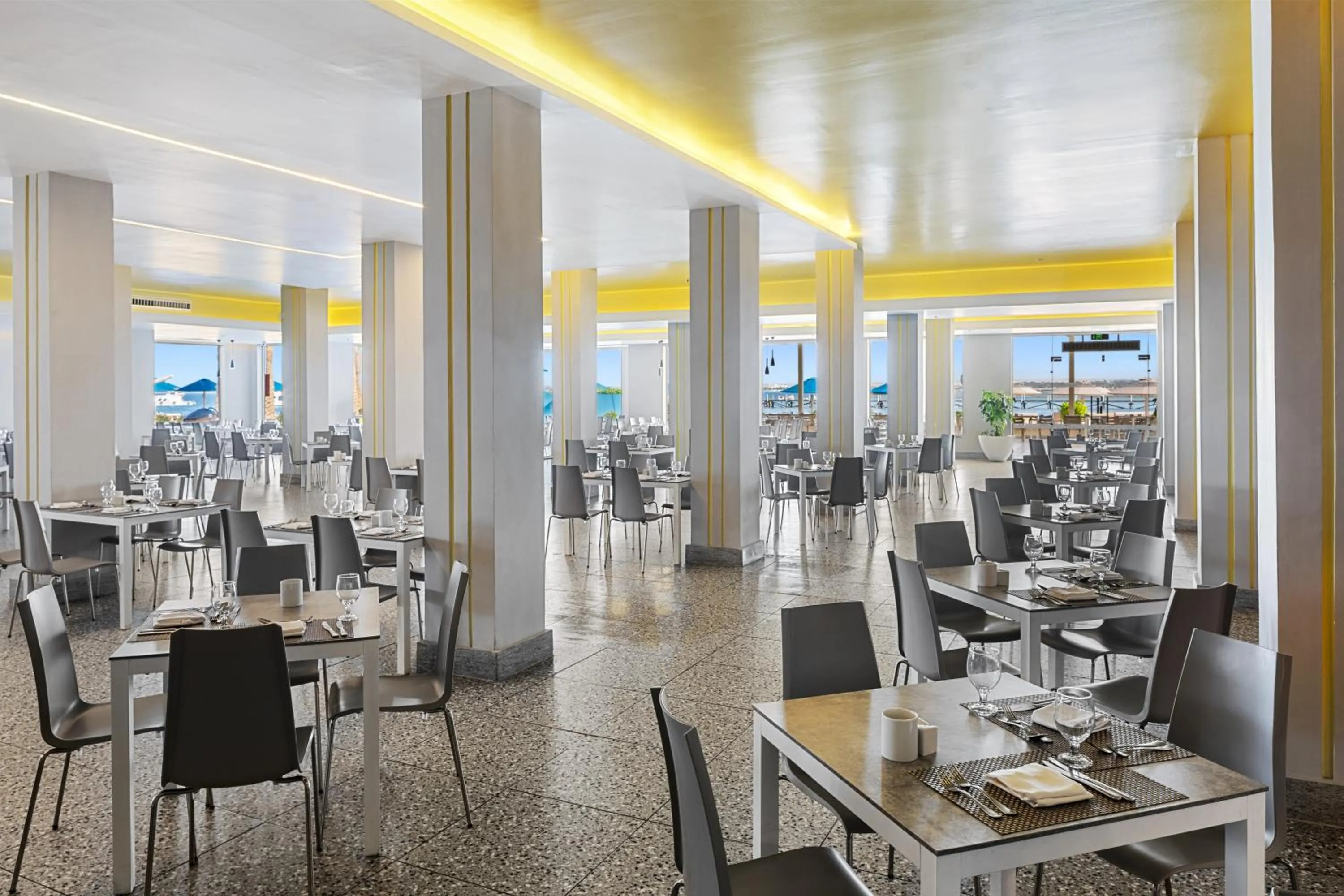 Restaurant/places to eat in Beach Albatros Aqua Park - Hurghada