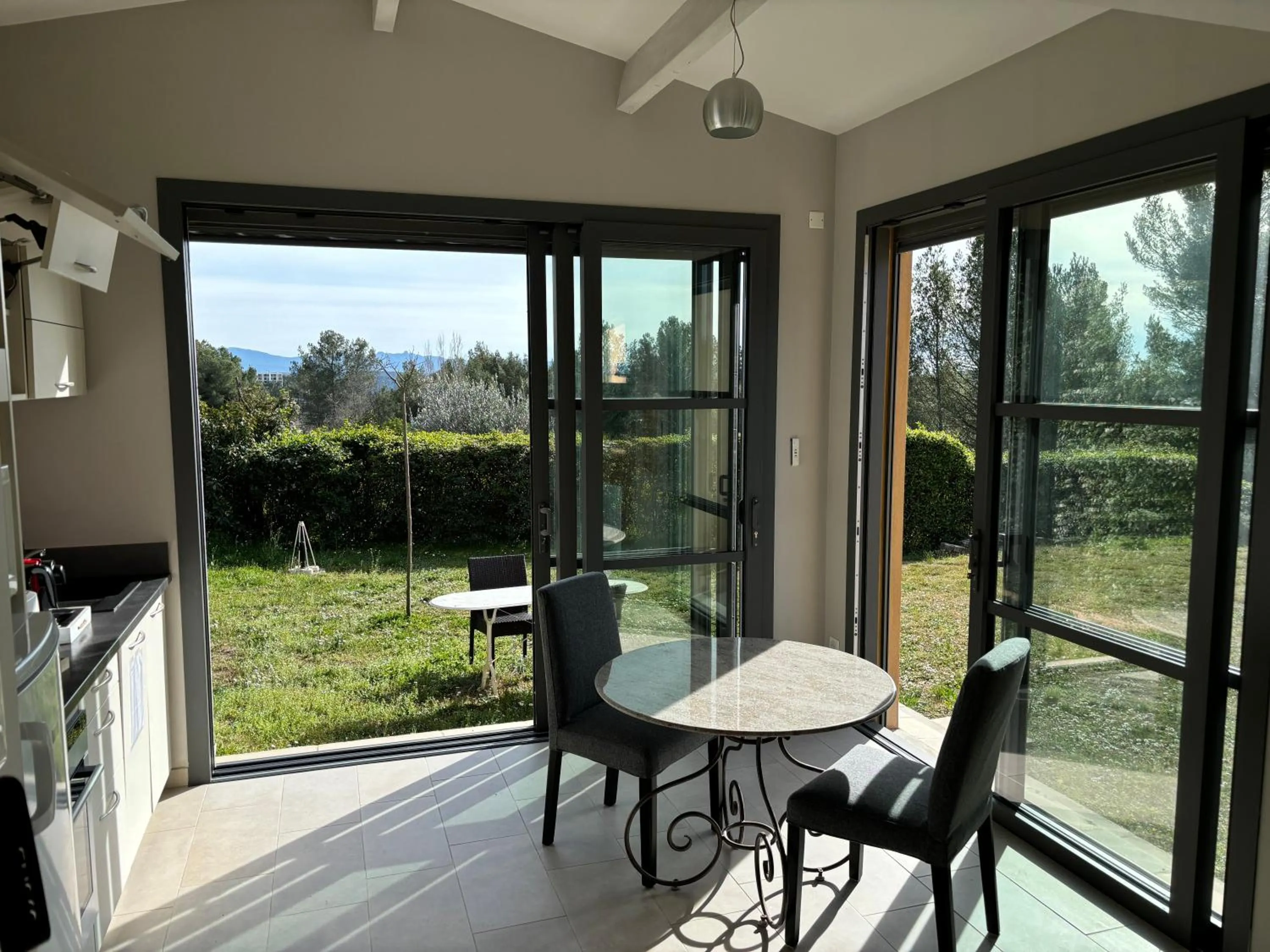 le Mas des Pignes -adults only