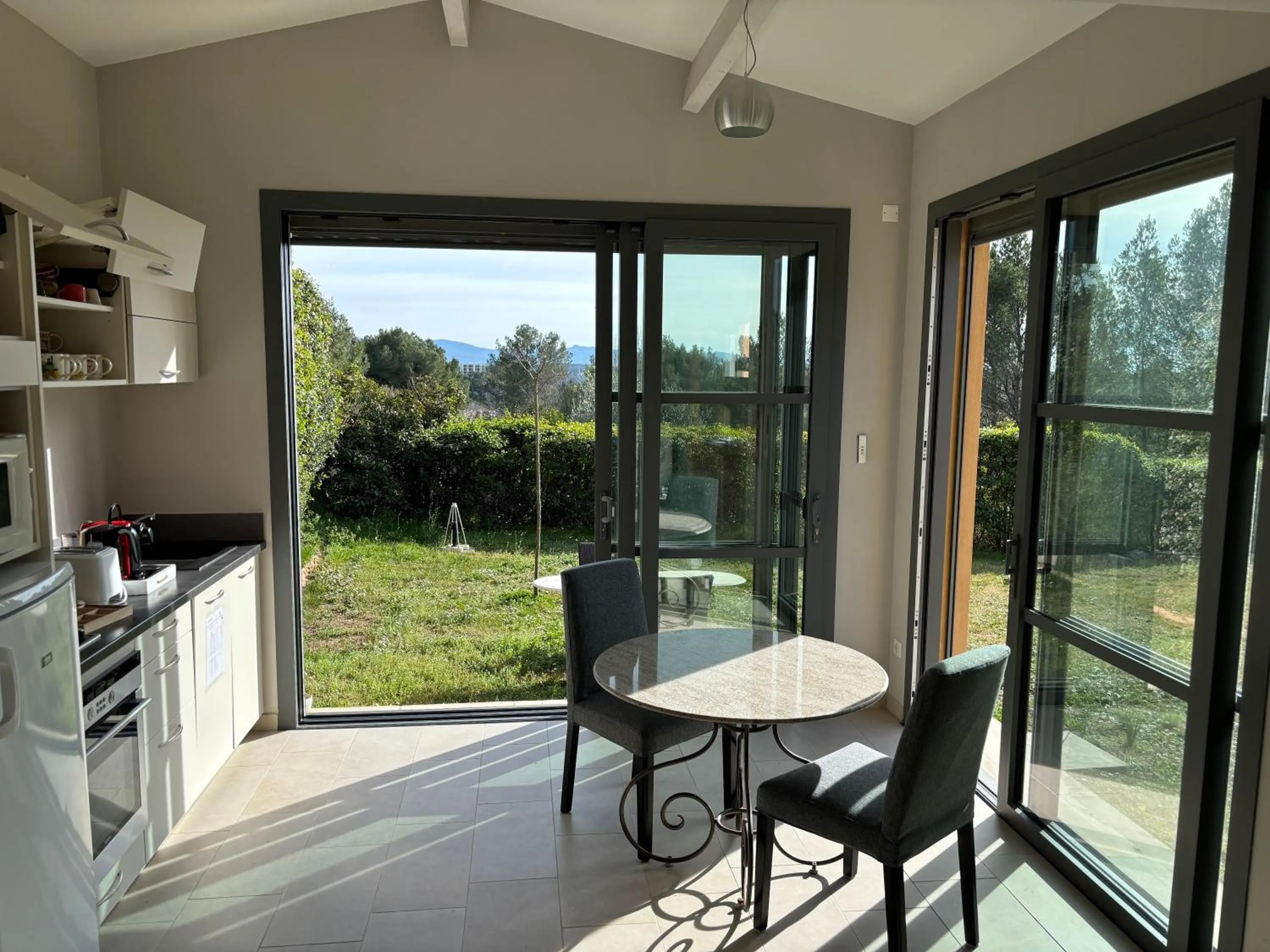 le Mas des Pignes -adults only