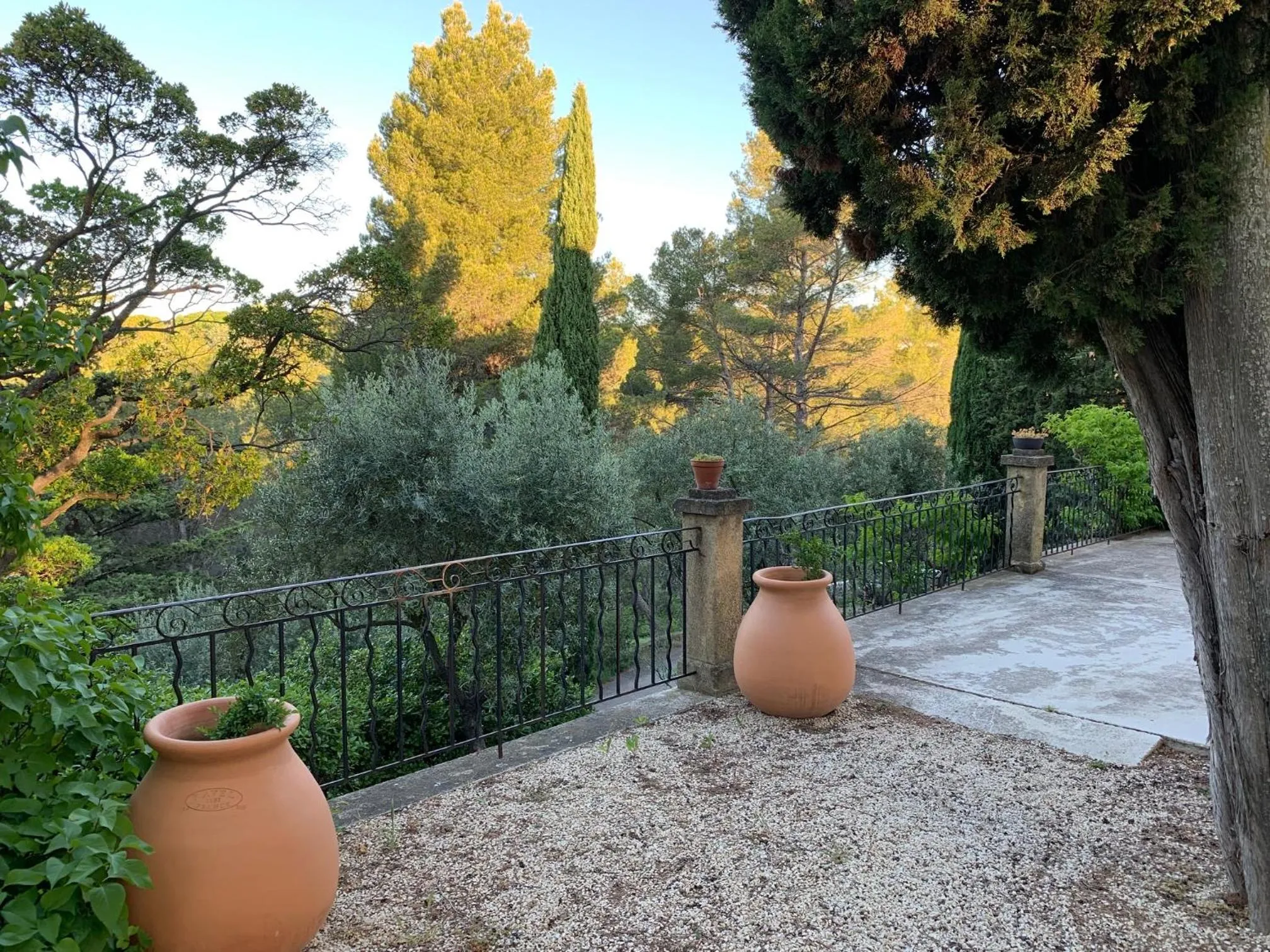 le Mas des Pignes -adults only