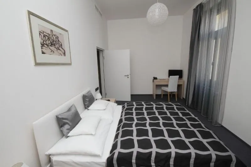 Bed in Hotel Arkadia