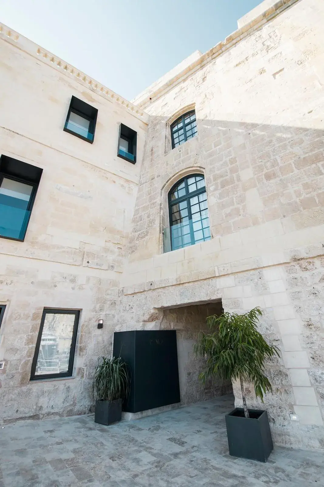 Property building in Cugo Gran Macina Malta Property building in Cugo Gran Macina Malta