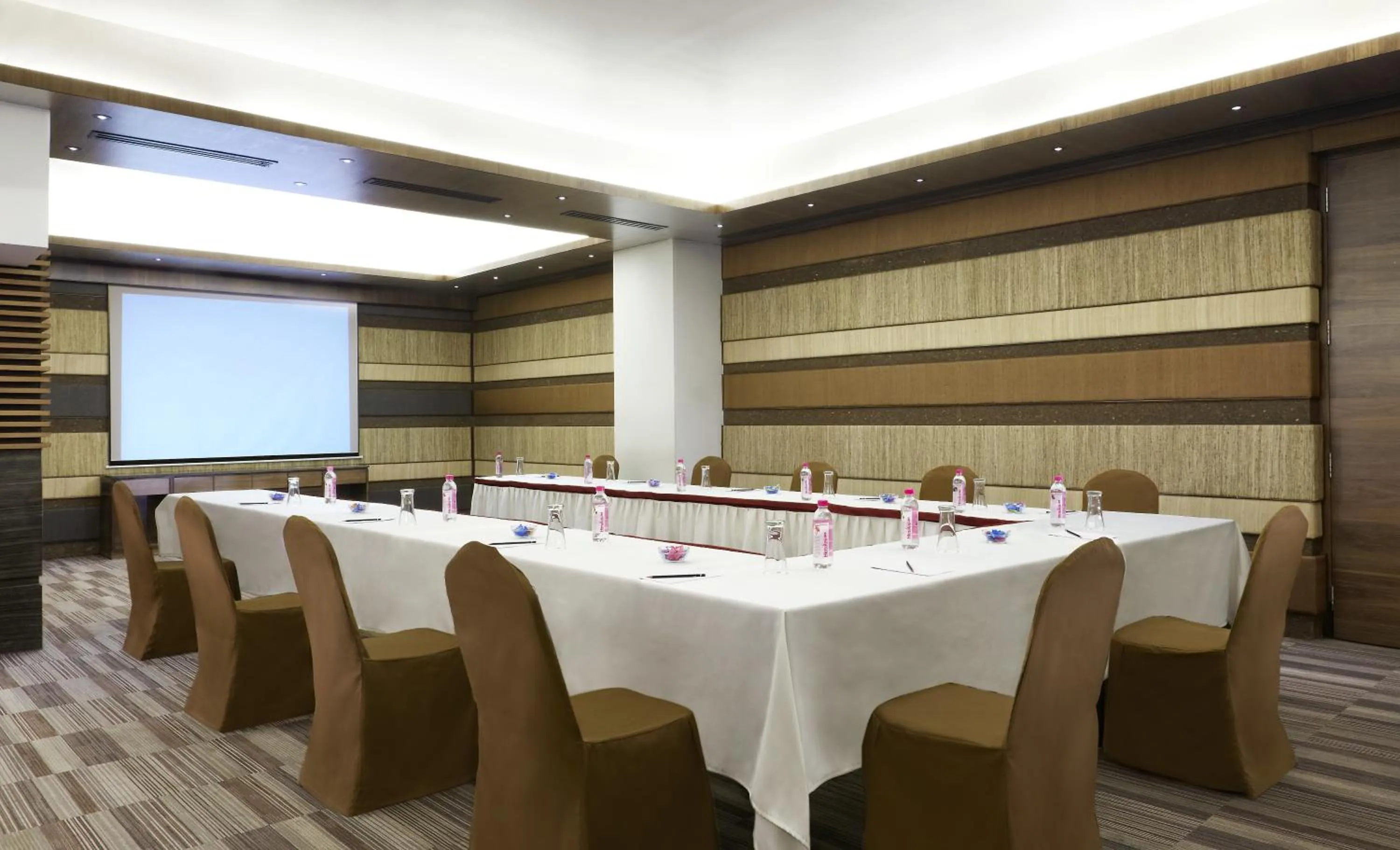 Meeting/conference room in Hotel Suba International Sahar Road Mumbai