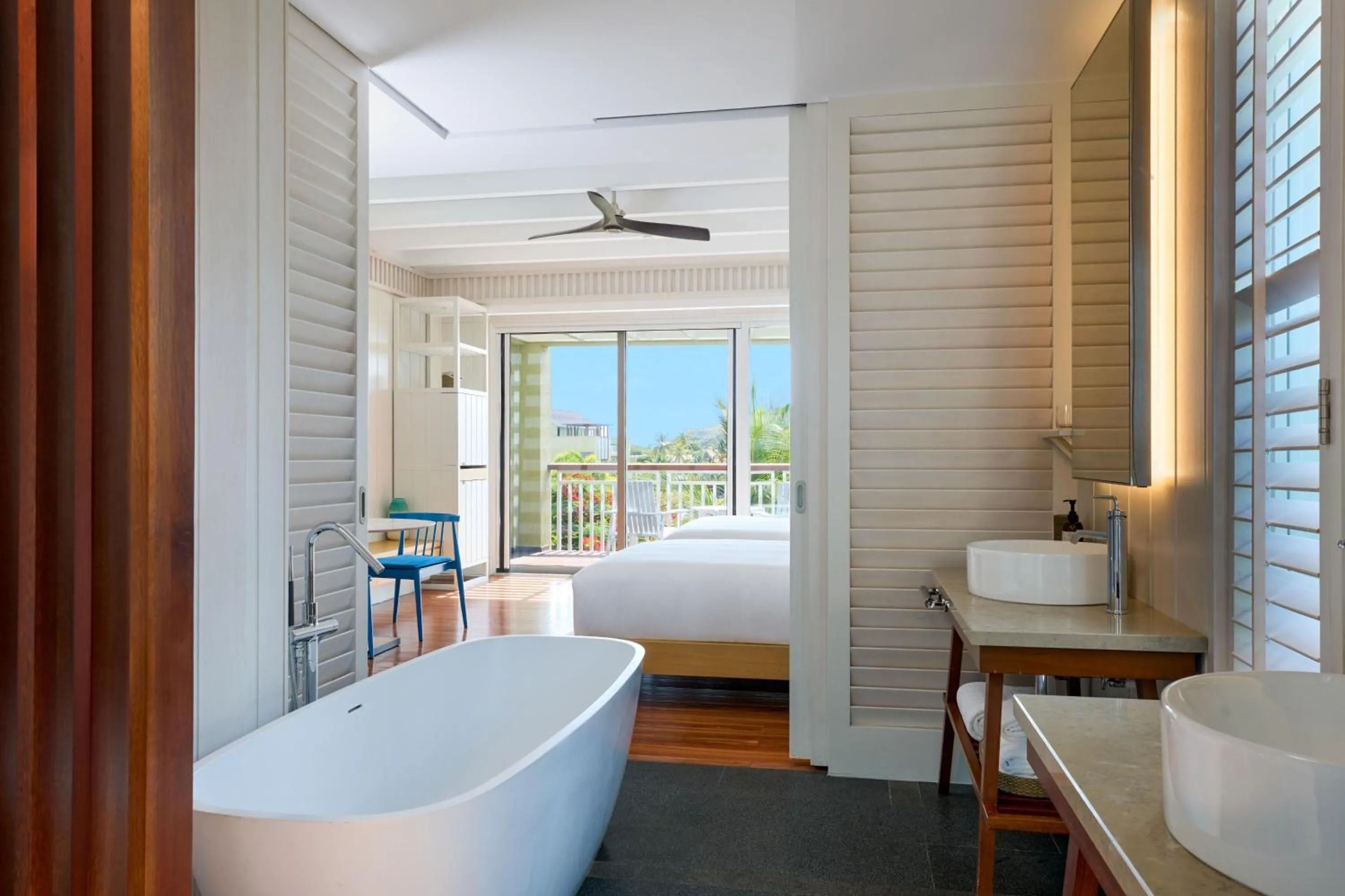 Bathroom, Bed in Park Hyatt St. Kitts