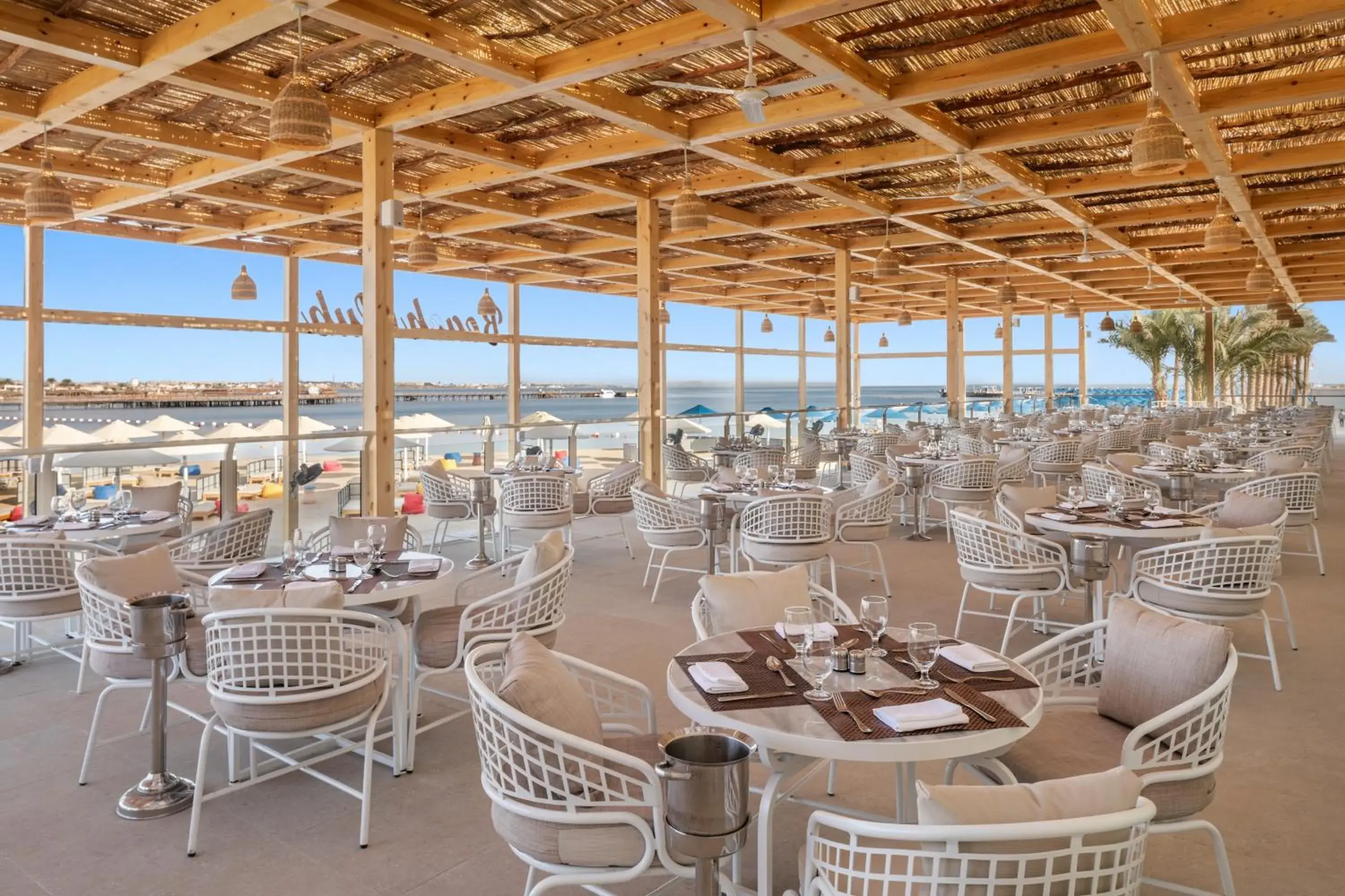 Lounge or bar in Pickalbatros Dana Beach Resort - Aqua Park Lounge or bar in Pickalbatros Dana Beach Resort - Aqua Park