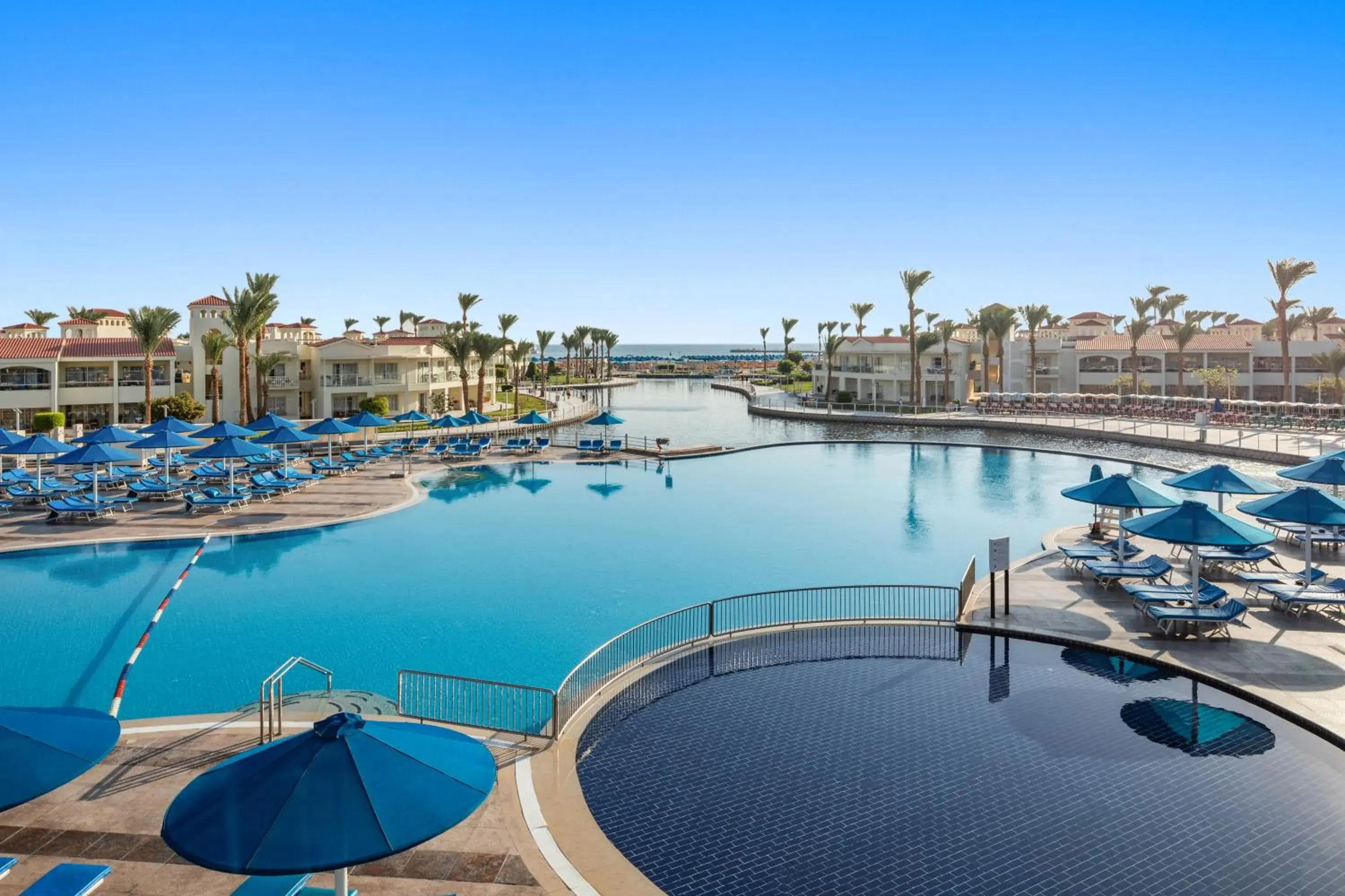 Swimming pool in Pickalbatros Dana Beach Resort - Aqua Park Swimming pool in Pickalbatros Dana Beach Resort - Aqua Park