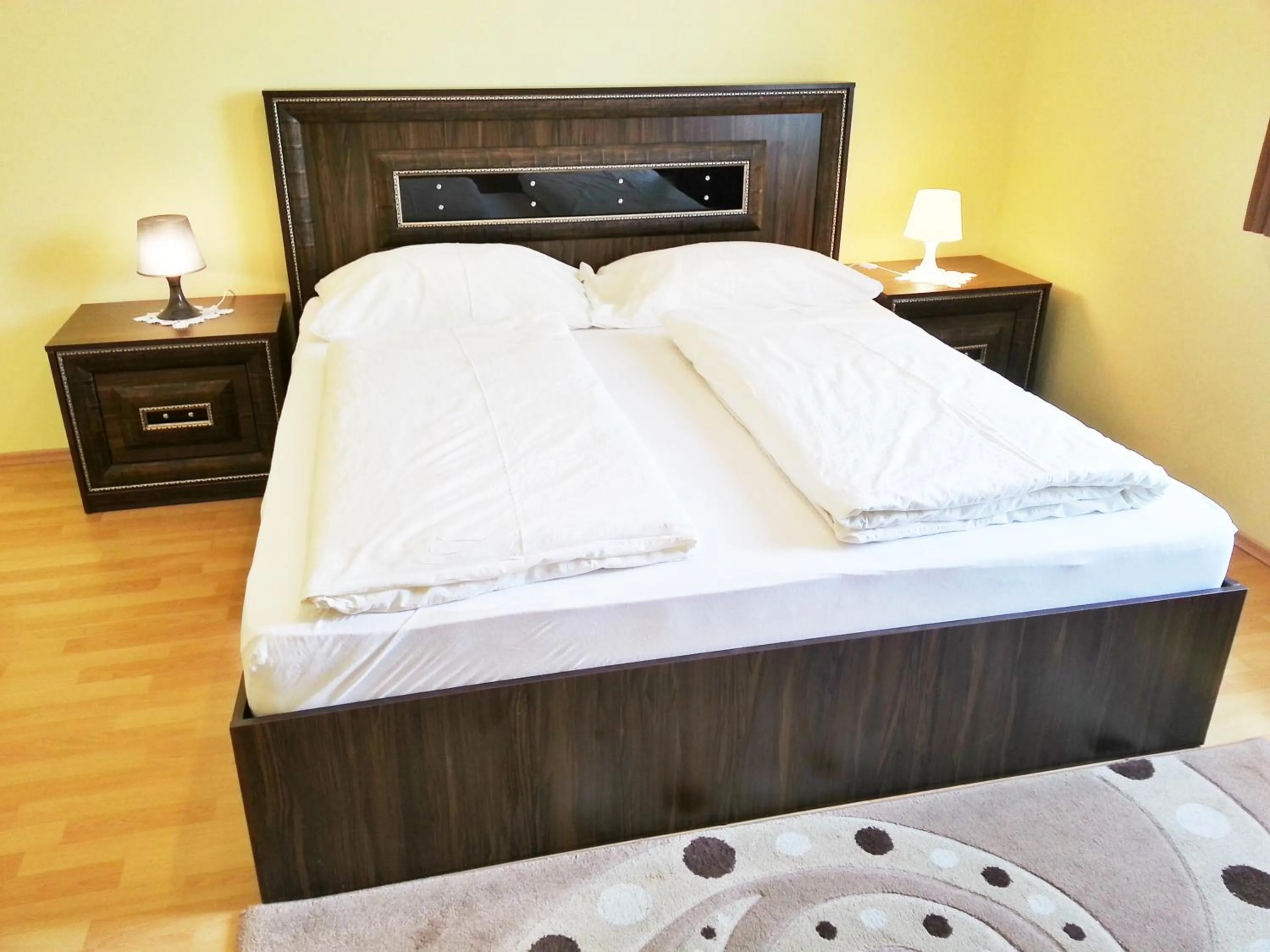 Bed in Pension Weisses Lamm