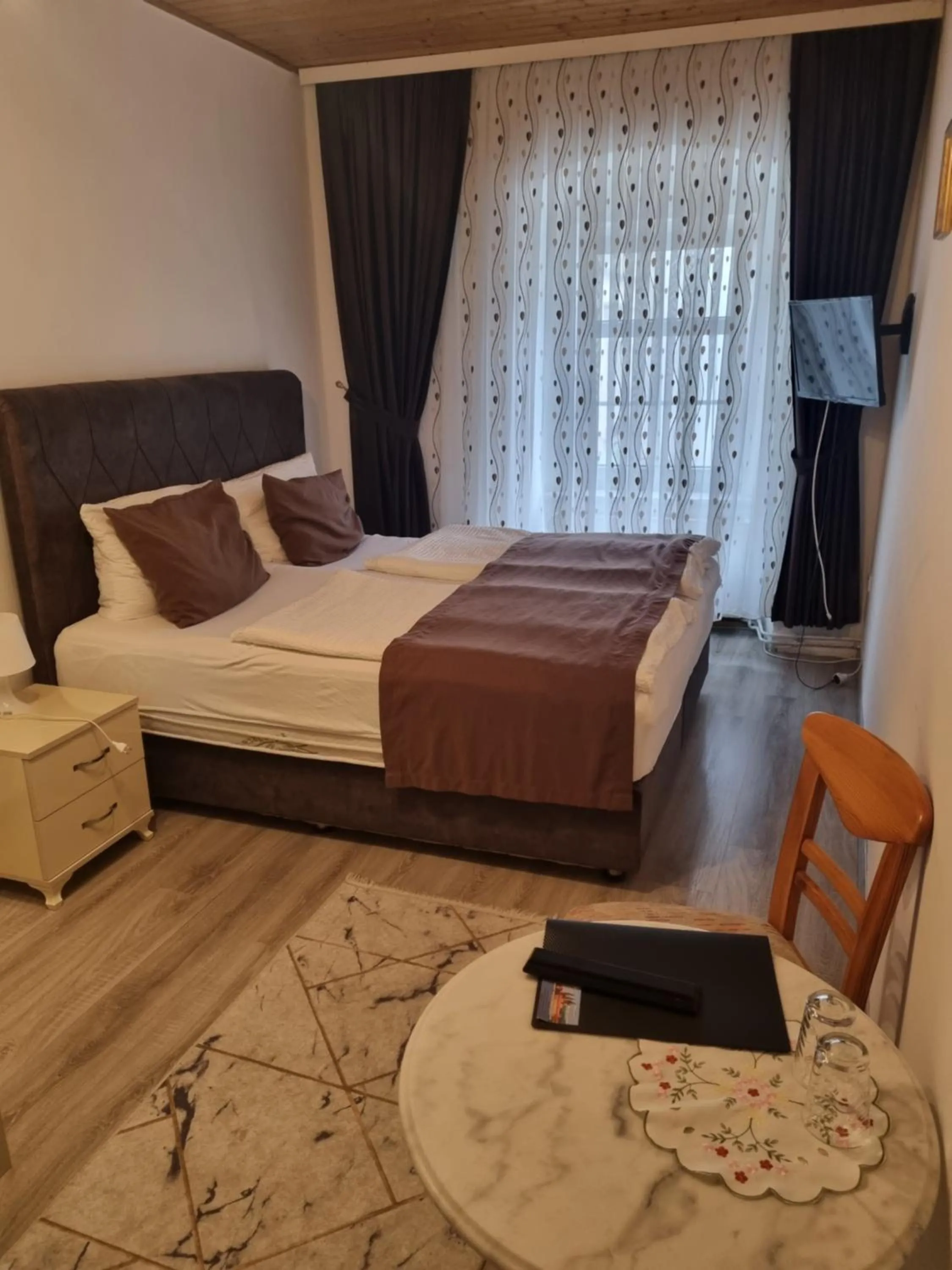 Bed in Pension Weisses Lamm
