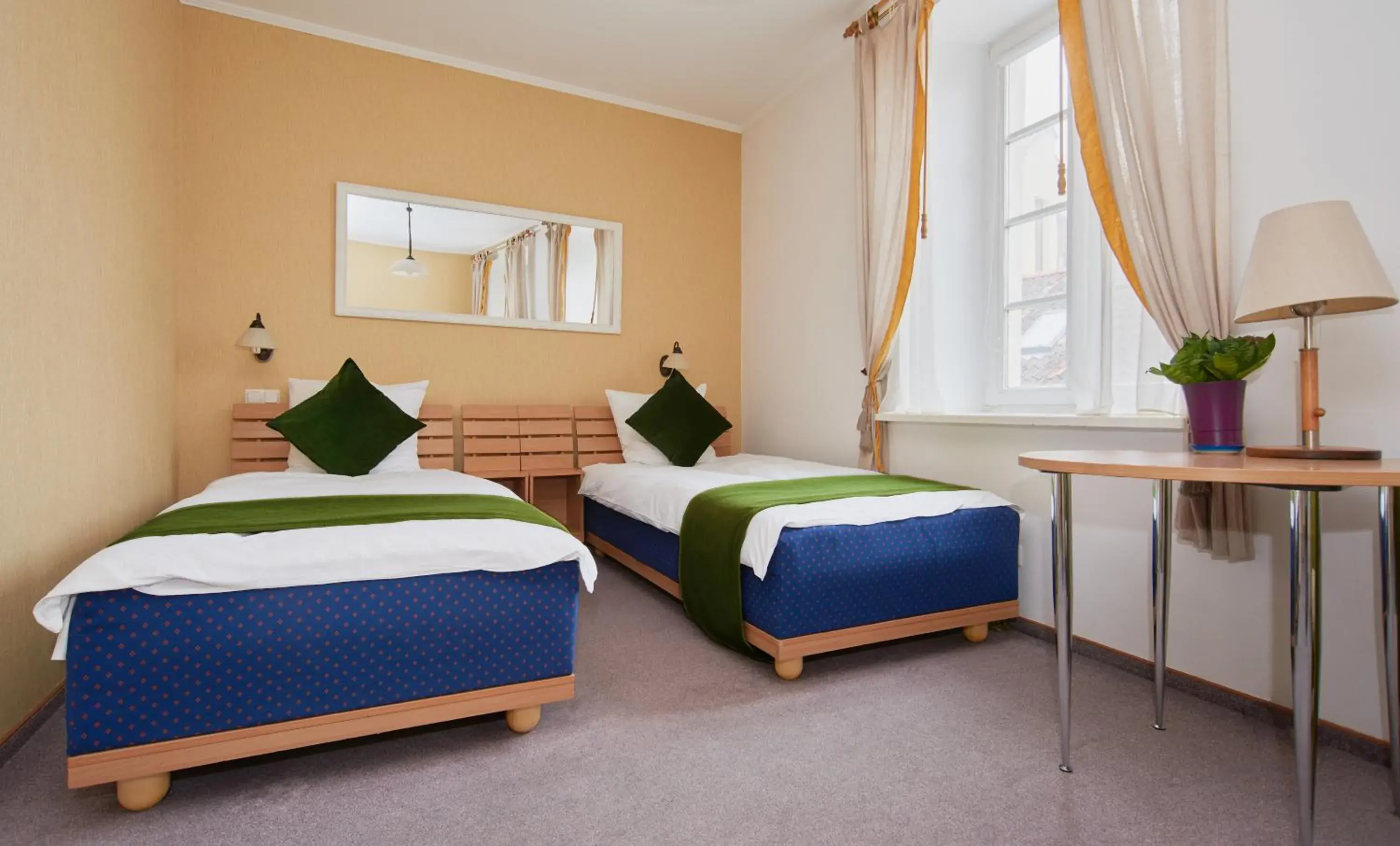 Standard Twin Room in Angel Town Hall Apartments Standard Twin Room in Angel Town Hall Apartments